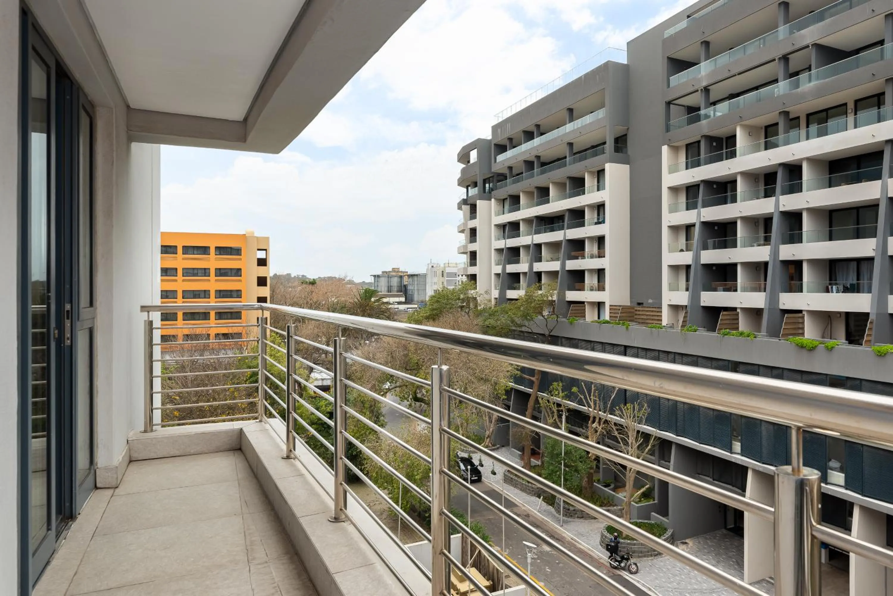 Day in Neighbourgood Newlands