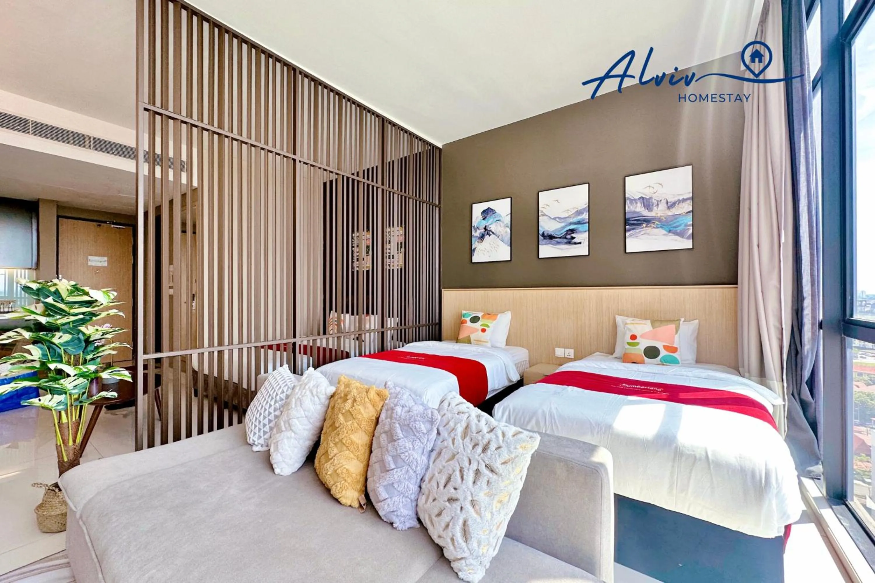 Photo of the whole room, Bed in Alviv 99 Suites I Family Suite I 4-7 pax I 5minsMelakaCruise I JonkerSt