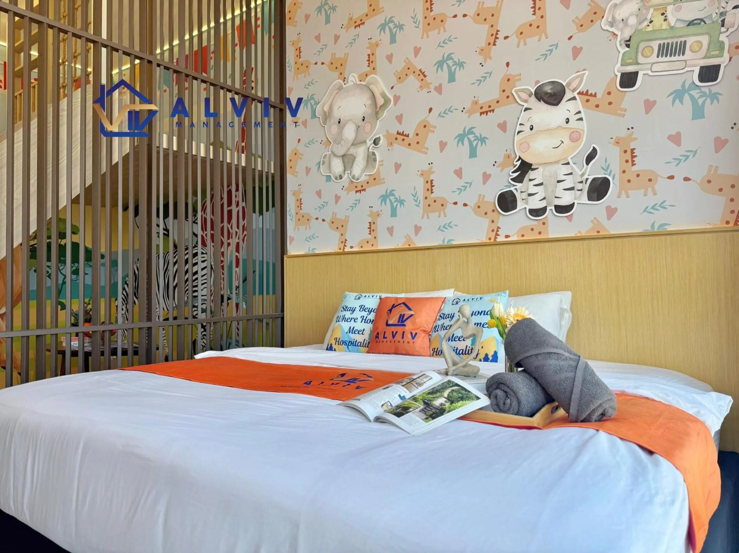 Bed in Alviv 99 Suites I Family Suite I 4-7 pax I 5minsMelakaCruise I JonkerSt