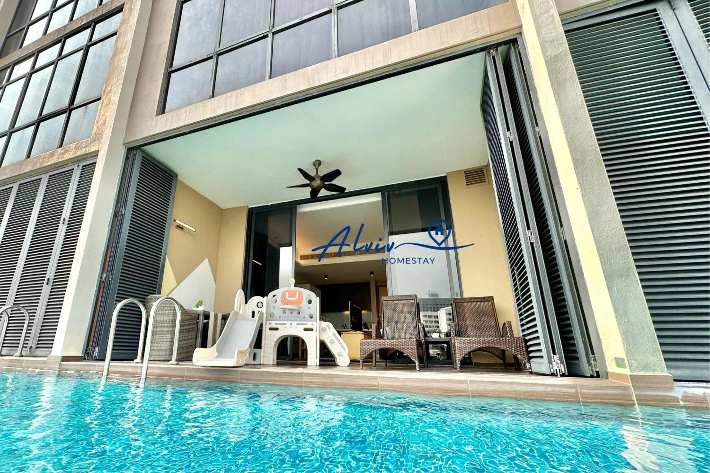 Pool view in Alviv 99 Suites I Family Suite I 4-7 pax I 5minsMelakaCruise I JonkerSt