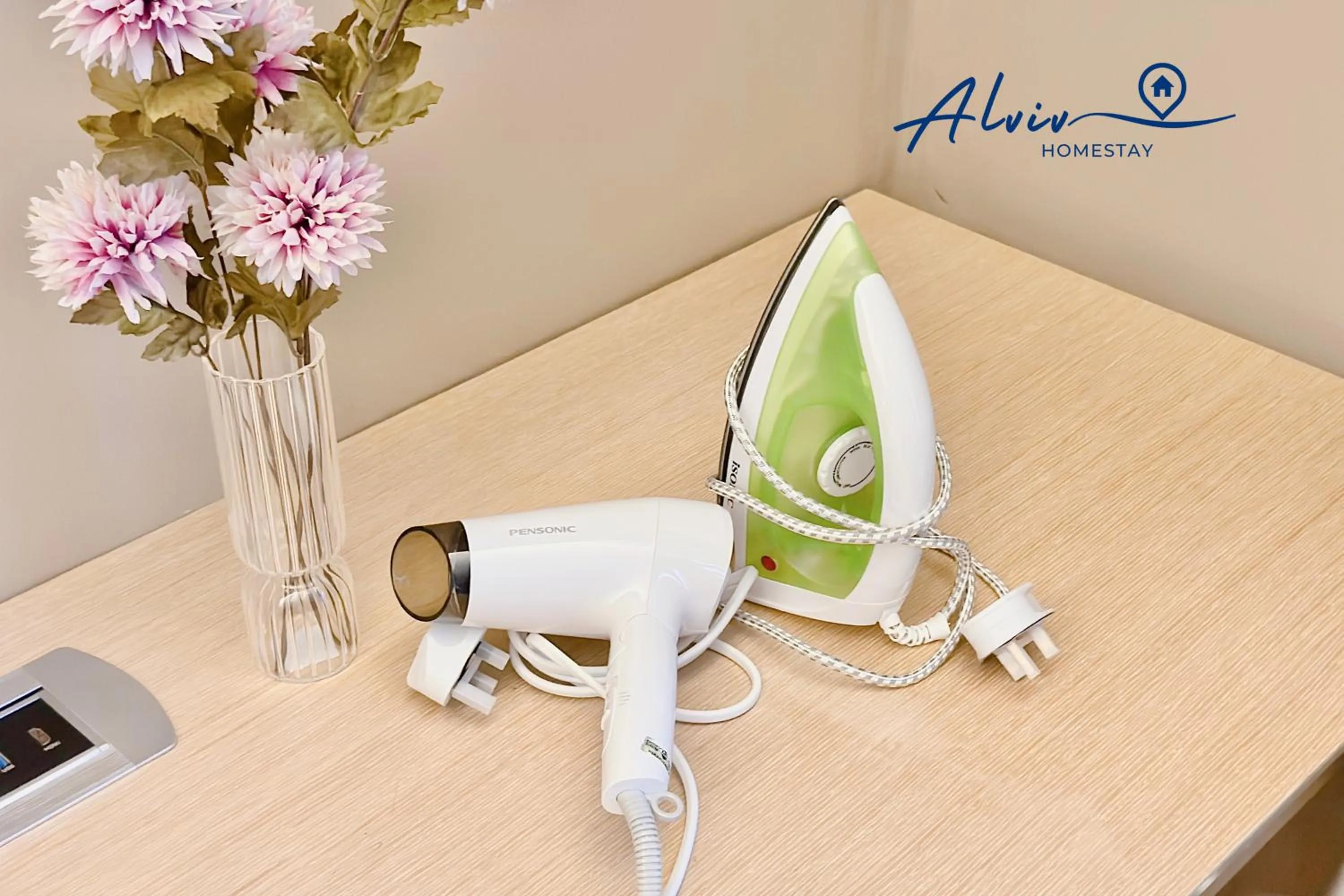 flat iron in Alviv 99 Suites I Family Suite I 4-7 pax I 5minsMelakaCruise I JonkerSt