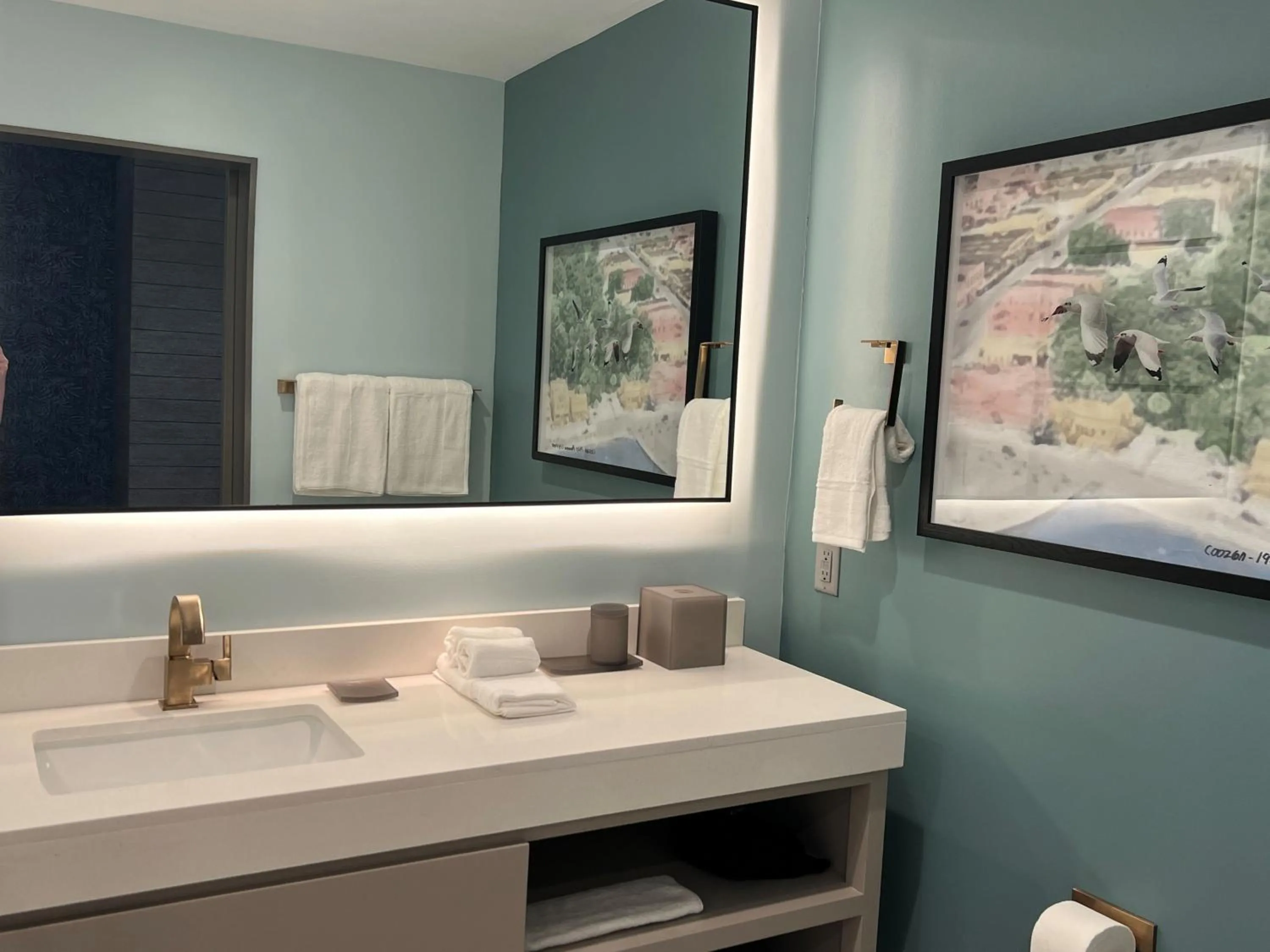 Bathroom in Hotel Indigo - Panama City Marina by IHG