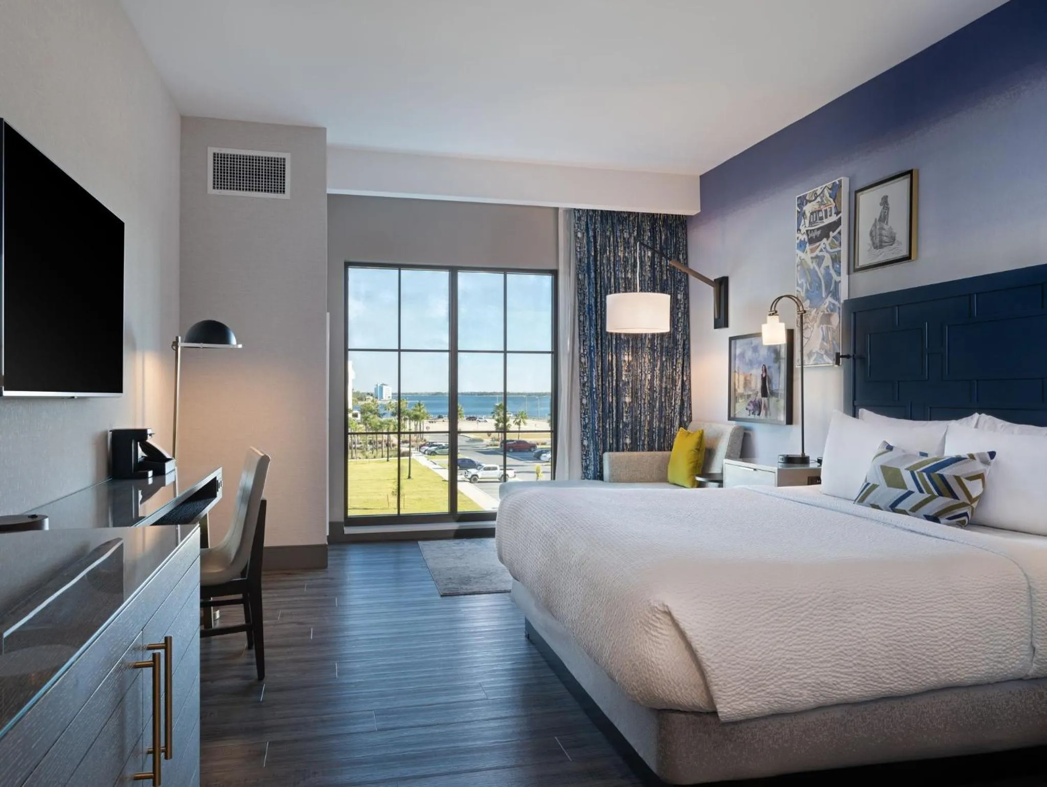 Photo of the whole room, Bed in Hotel Indigo - Panama City Marina by IHG