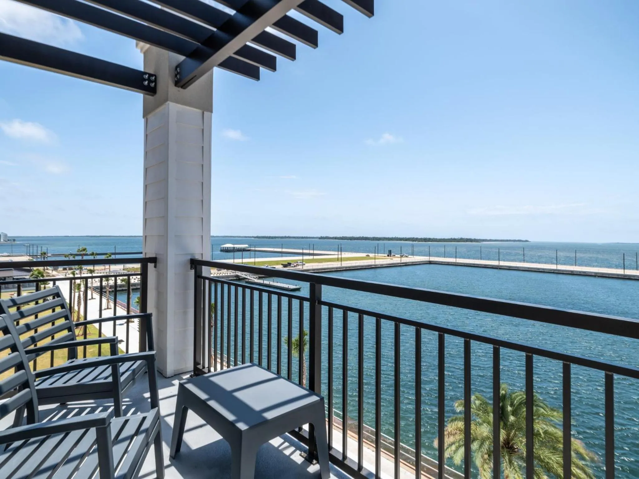 Photo of the whole room in Hotel Indigo - Panama City Marina by IHG