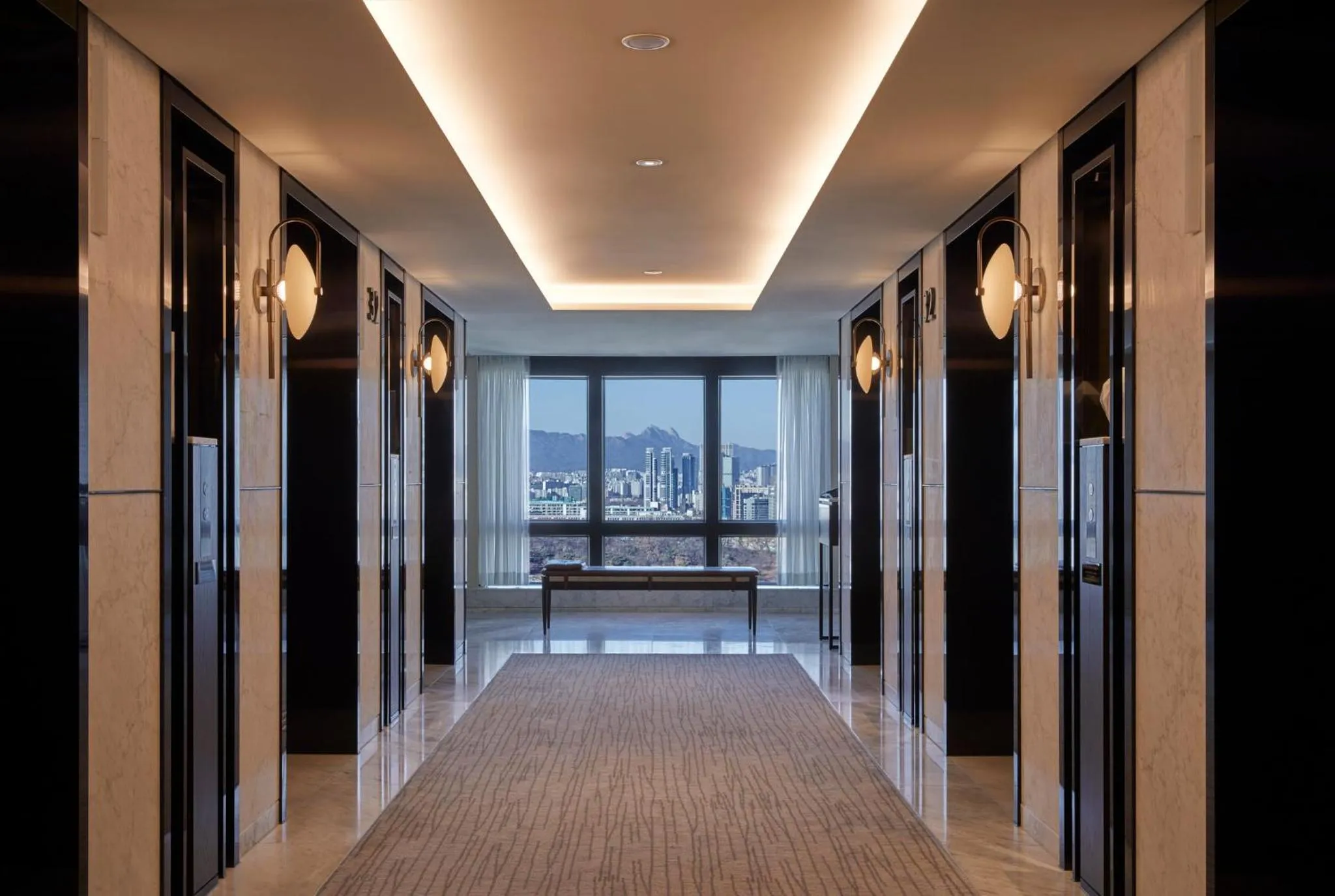 Decorative detail in Grand InterContinental Seoul Parnas by IHG