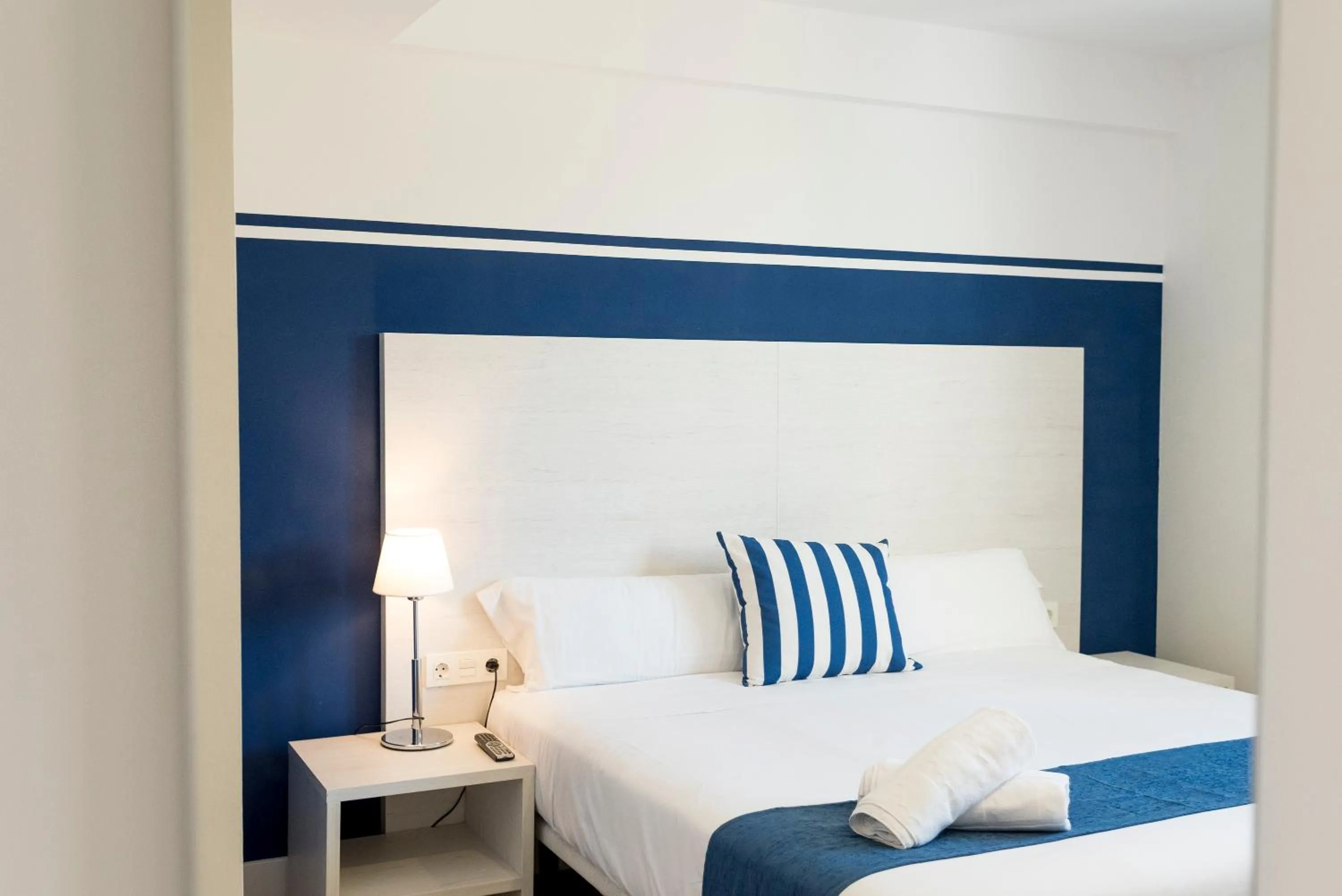 Bed in Hotel Náutico Santander
