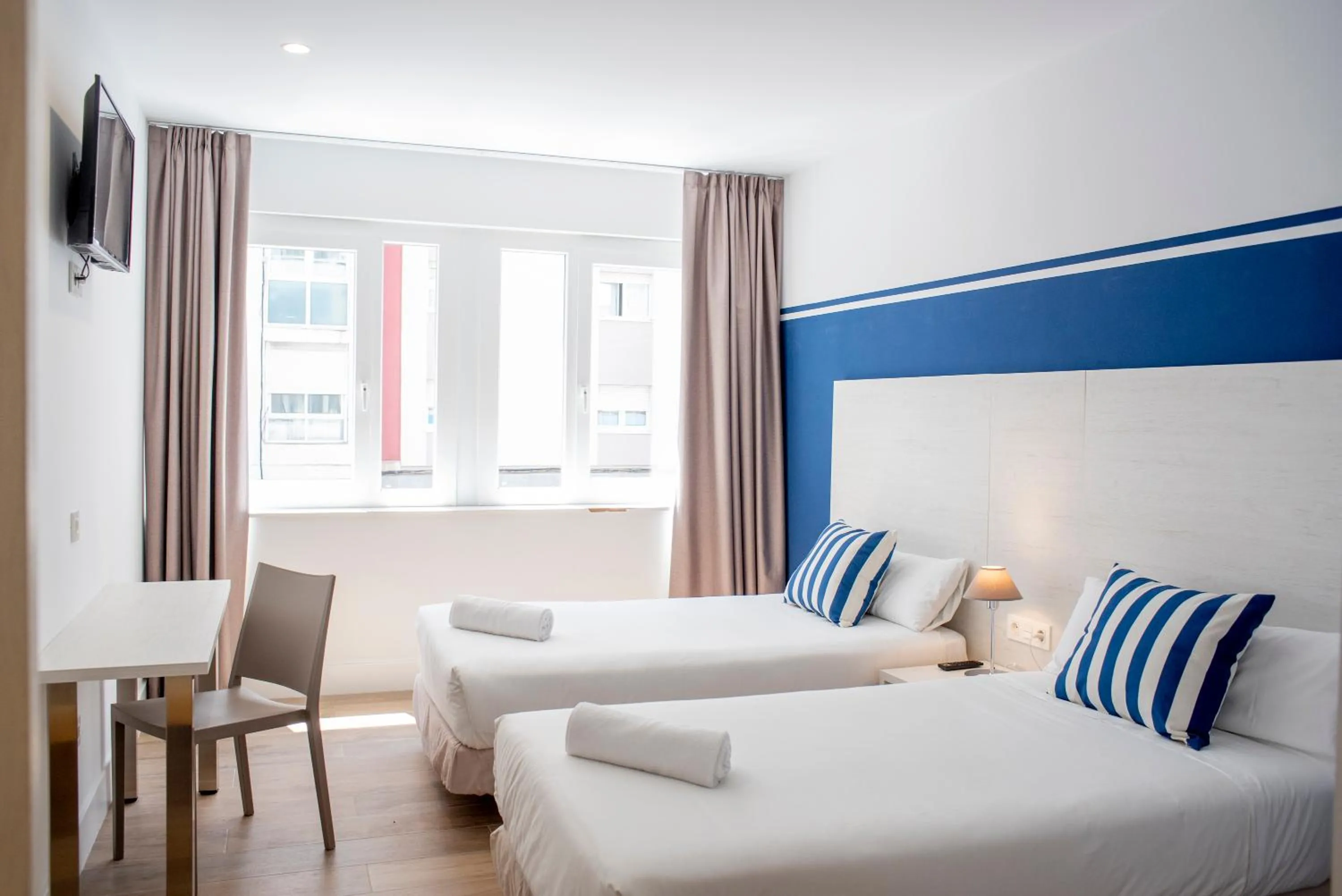Bed in Hotel Náutico Santander