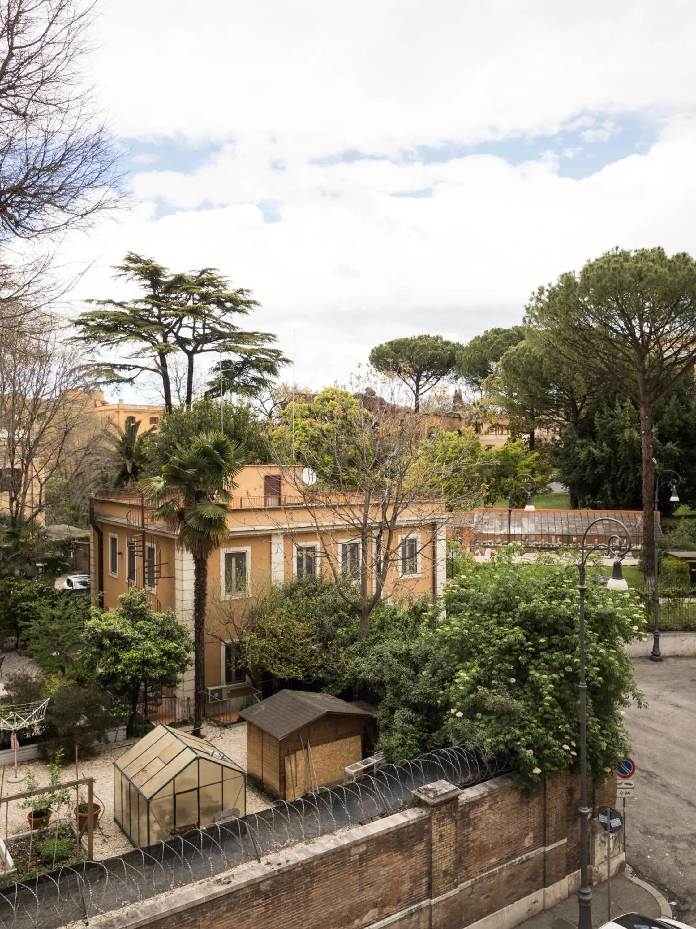 Landmark view in Savoia Rooms Roma