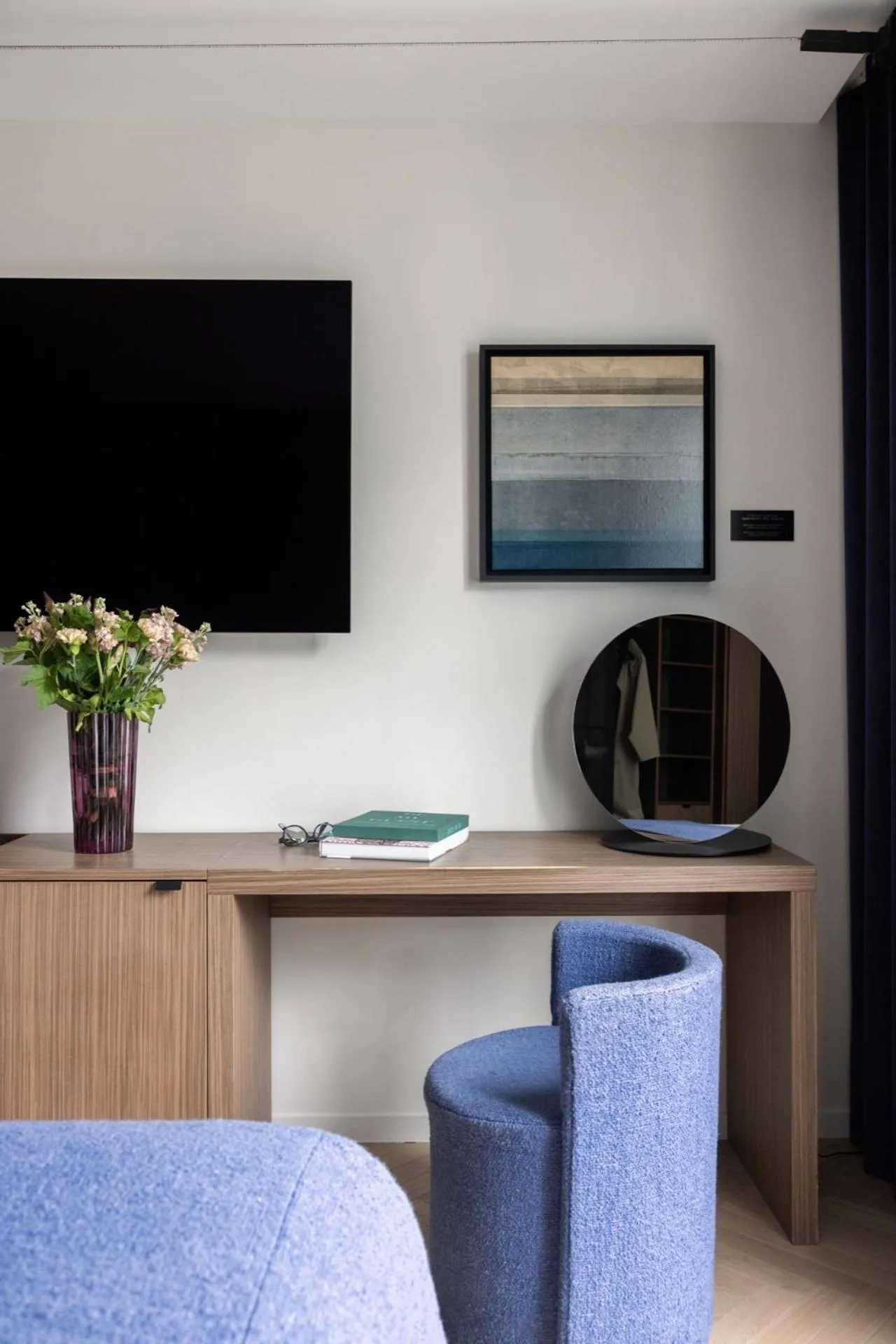 Other in 1.75 Paris La Source