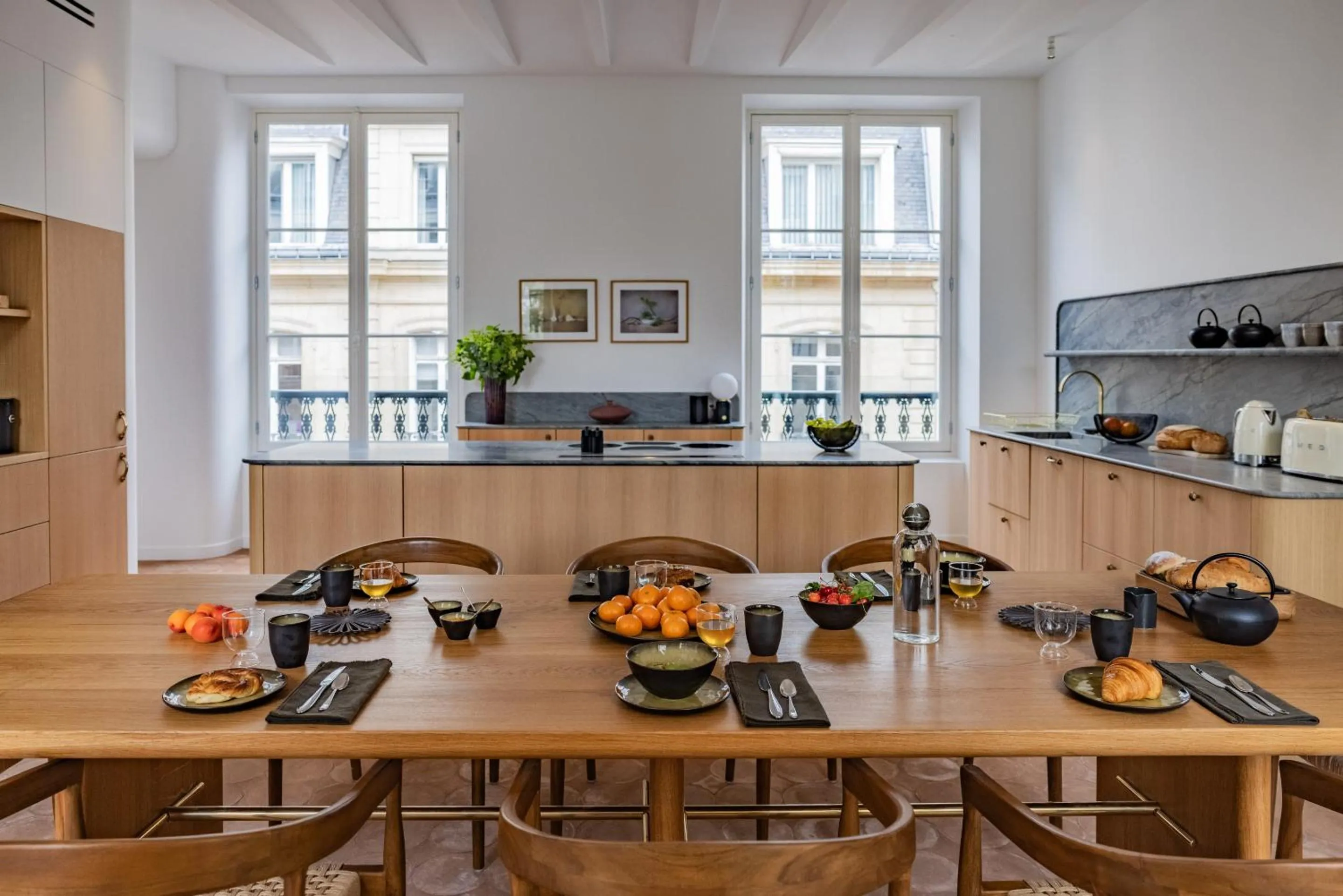 Breakfast in 1.75 Paris La Source