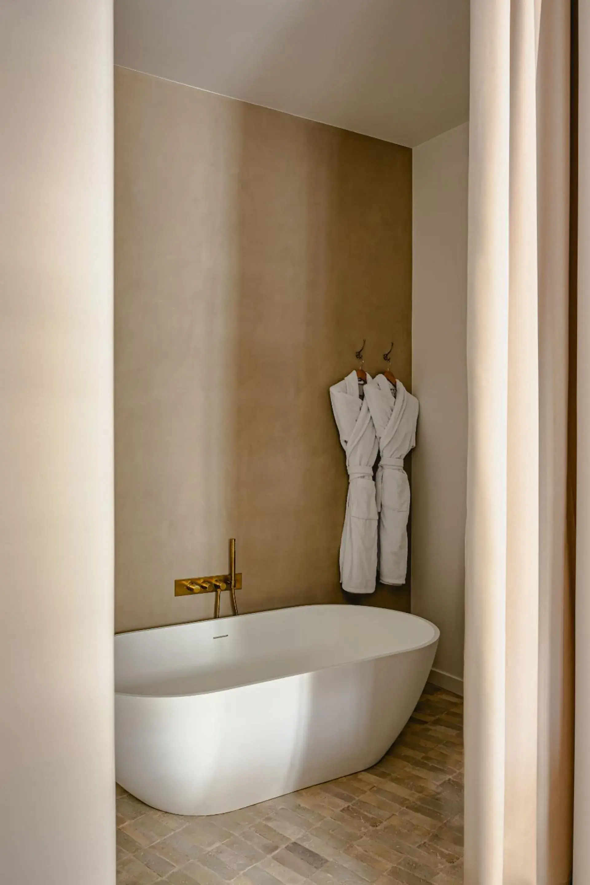 Deluxe Suite in 1.75 Paris La Source Deluxe Suite in 1.75 Paris La Source