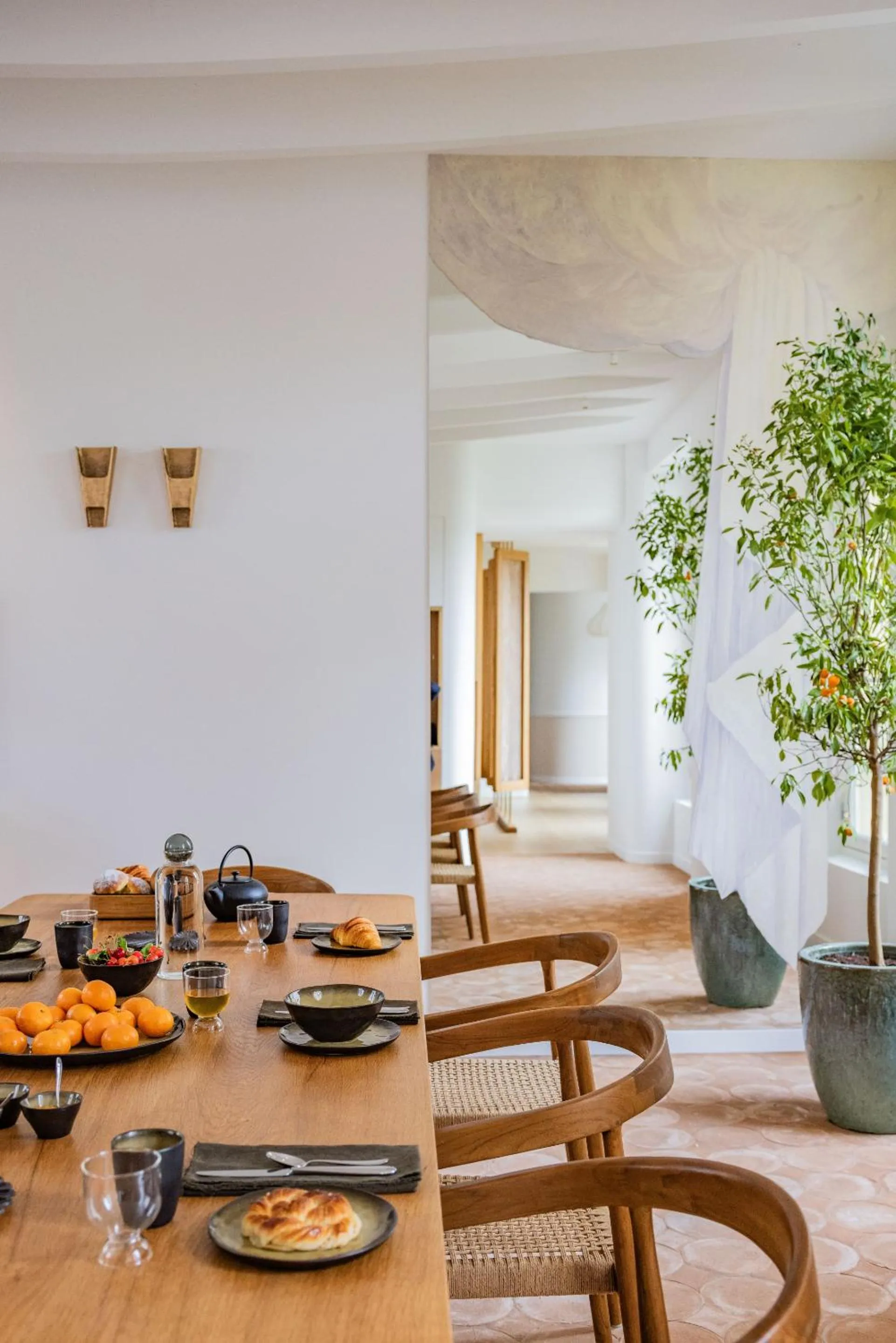 Dining area in 1.75 Paris La Source