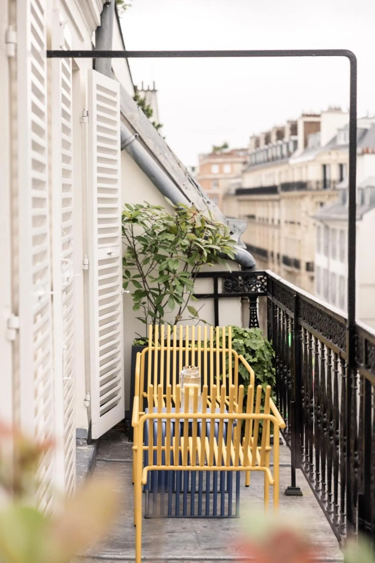 Balcony/Terrace in 1.75 Paris La Source