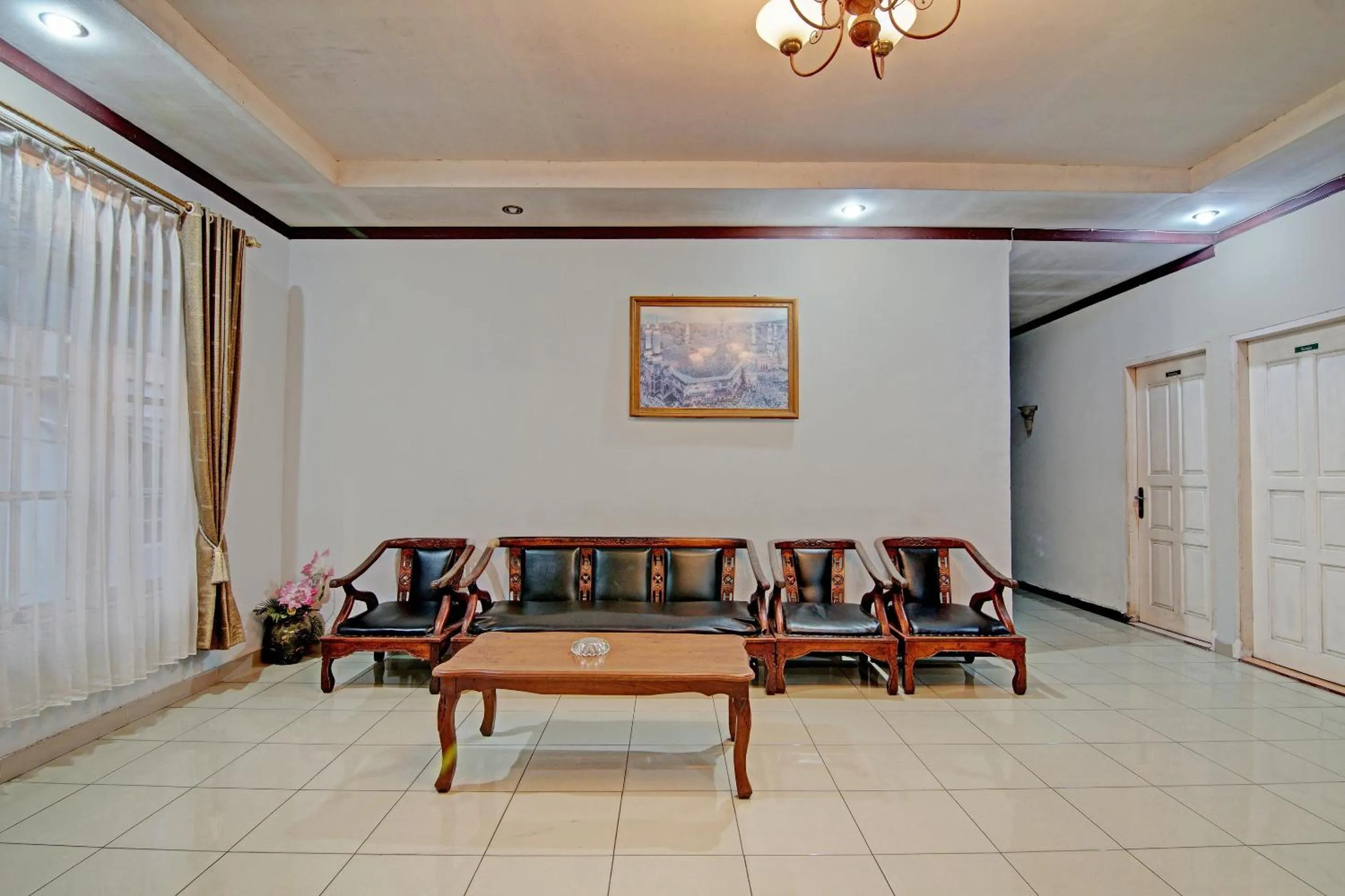 Lobby or reception in Hotel O Penginapan Rokan Permai Syariah