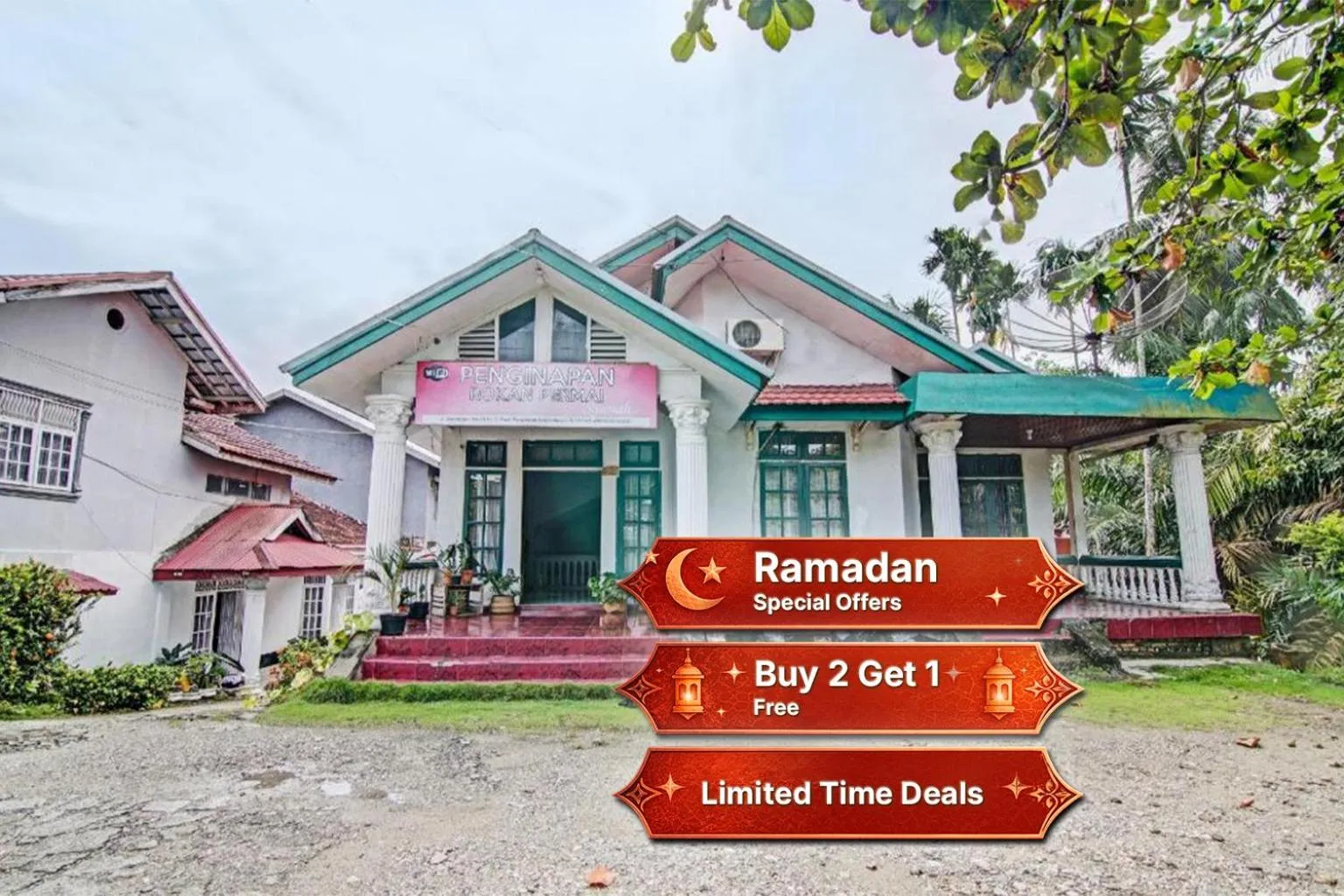 Facade/entrance in Hotel O Penginapan Rokan Permai Syariah