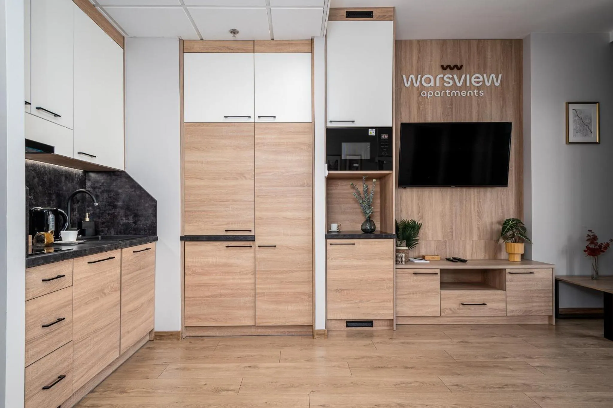 Kitchen or kitchenette in Warsview Apartments