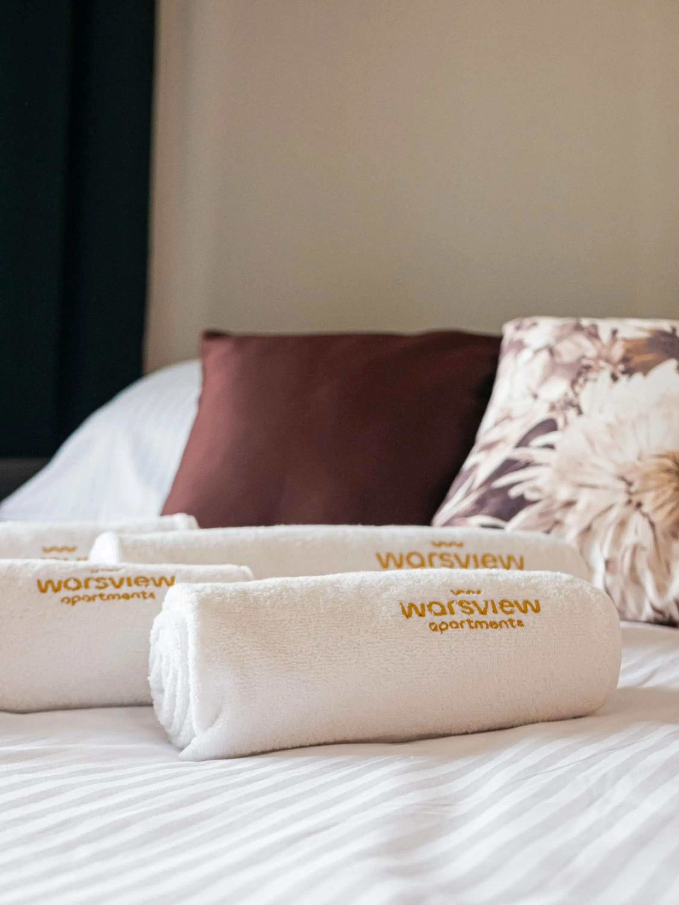 Bed in Warsview Apartments