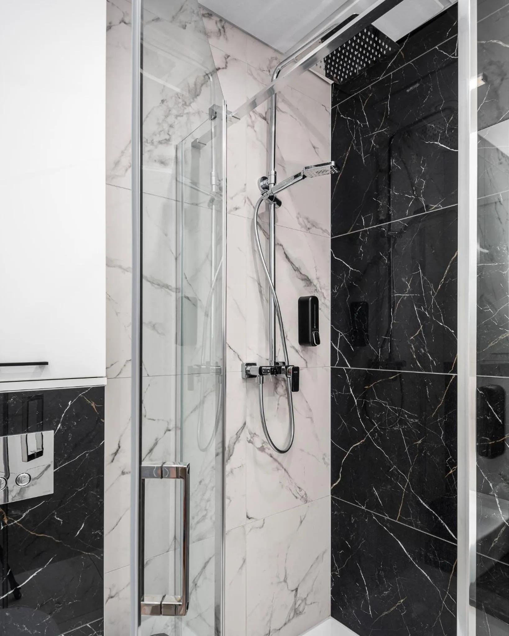 Shower in Warsview Apartments