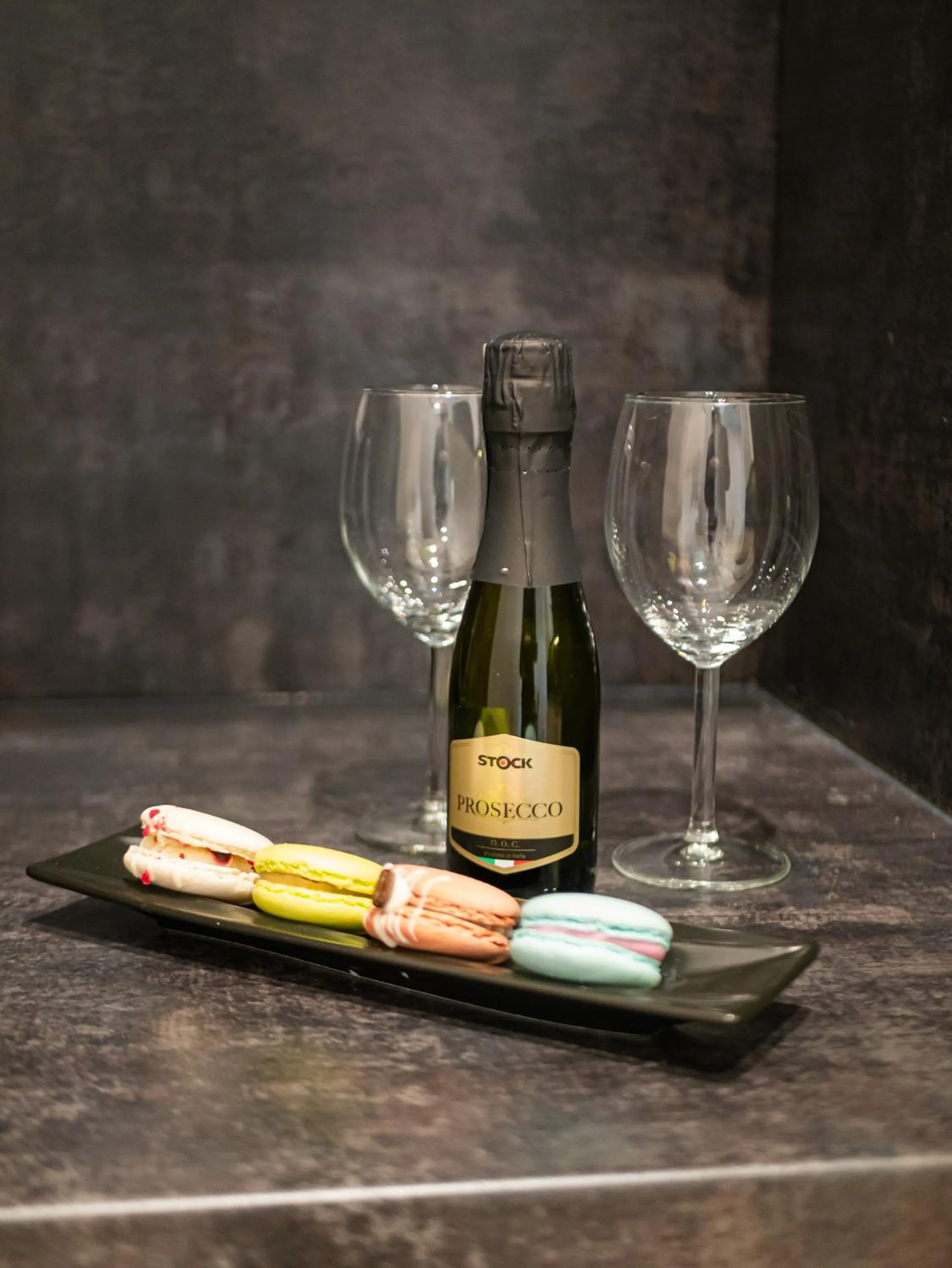 Kitchen or kitchenette in Warsview Apartments