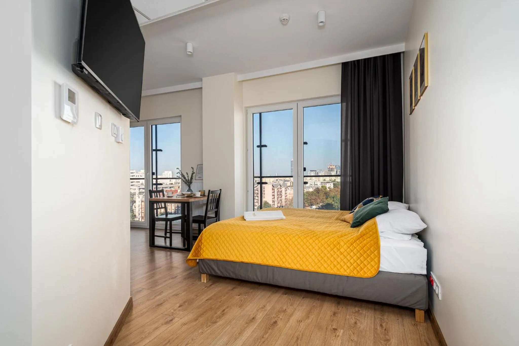 Bed in Warsview Apartments