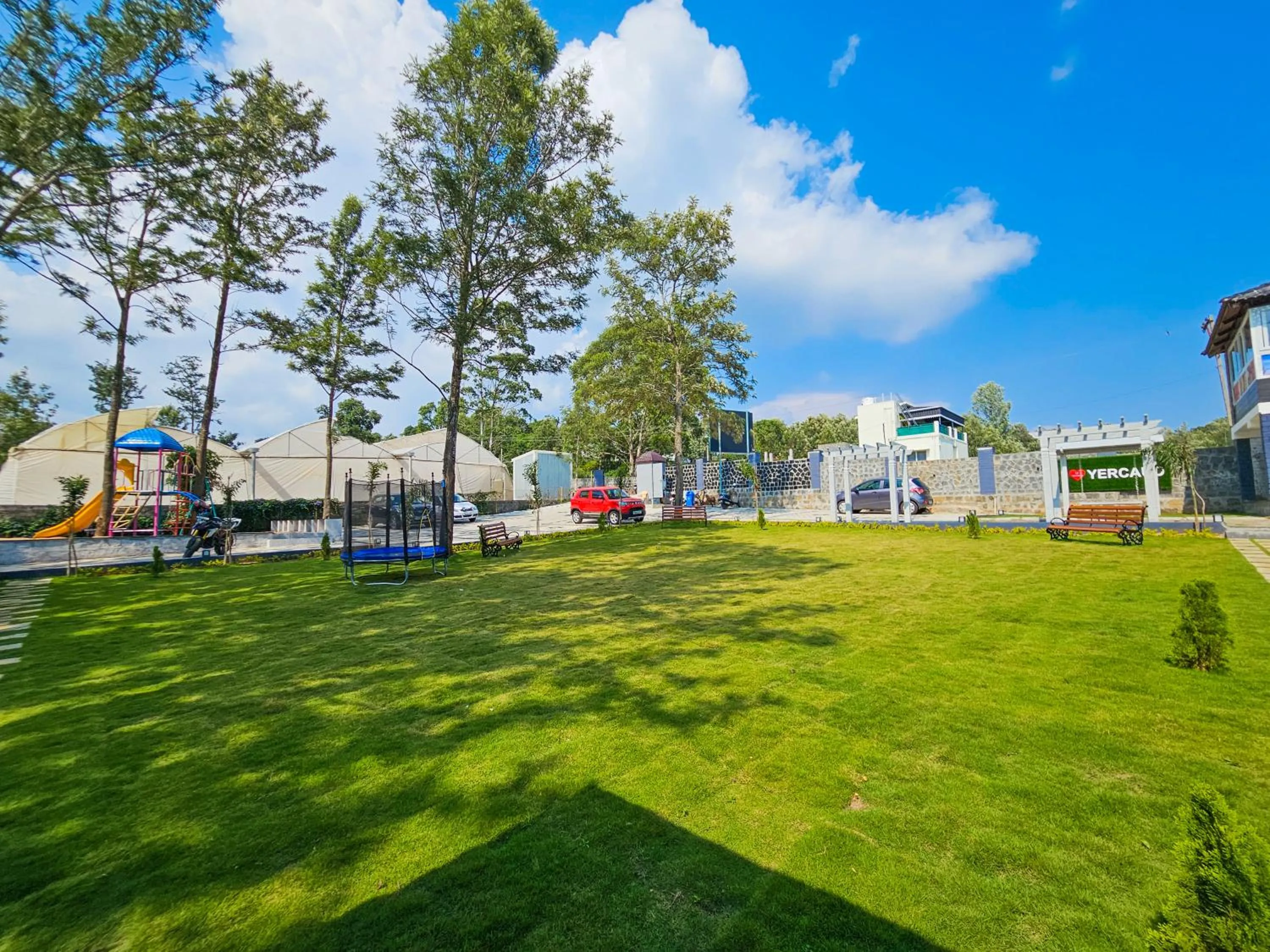 Garden view in Le Yercaud