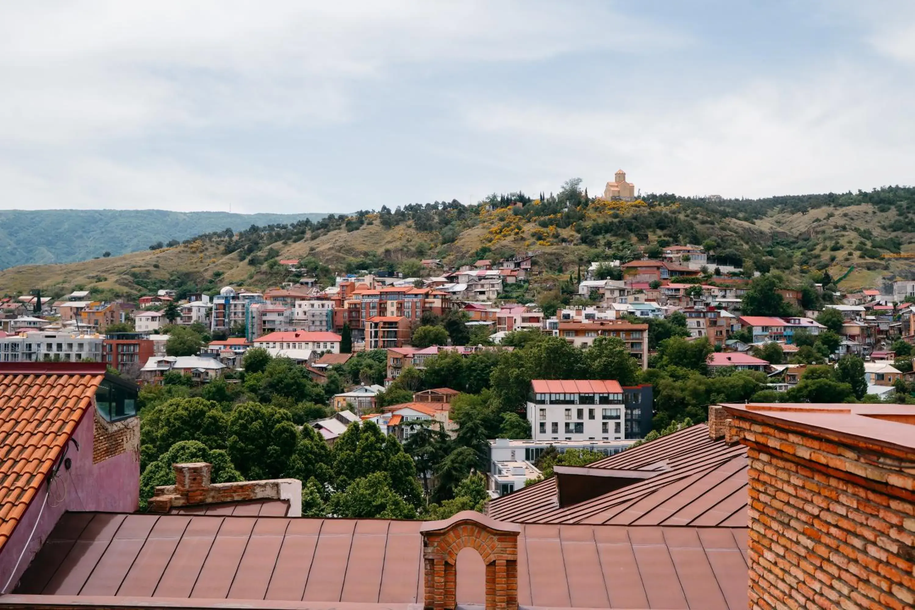 Property building in Sota Metekhi Hotel Tbilisi Property building in Sota Metekhi Hotel Tbilisi