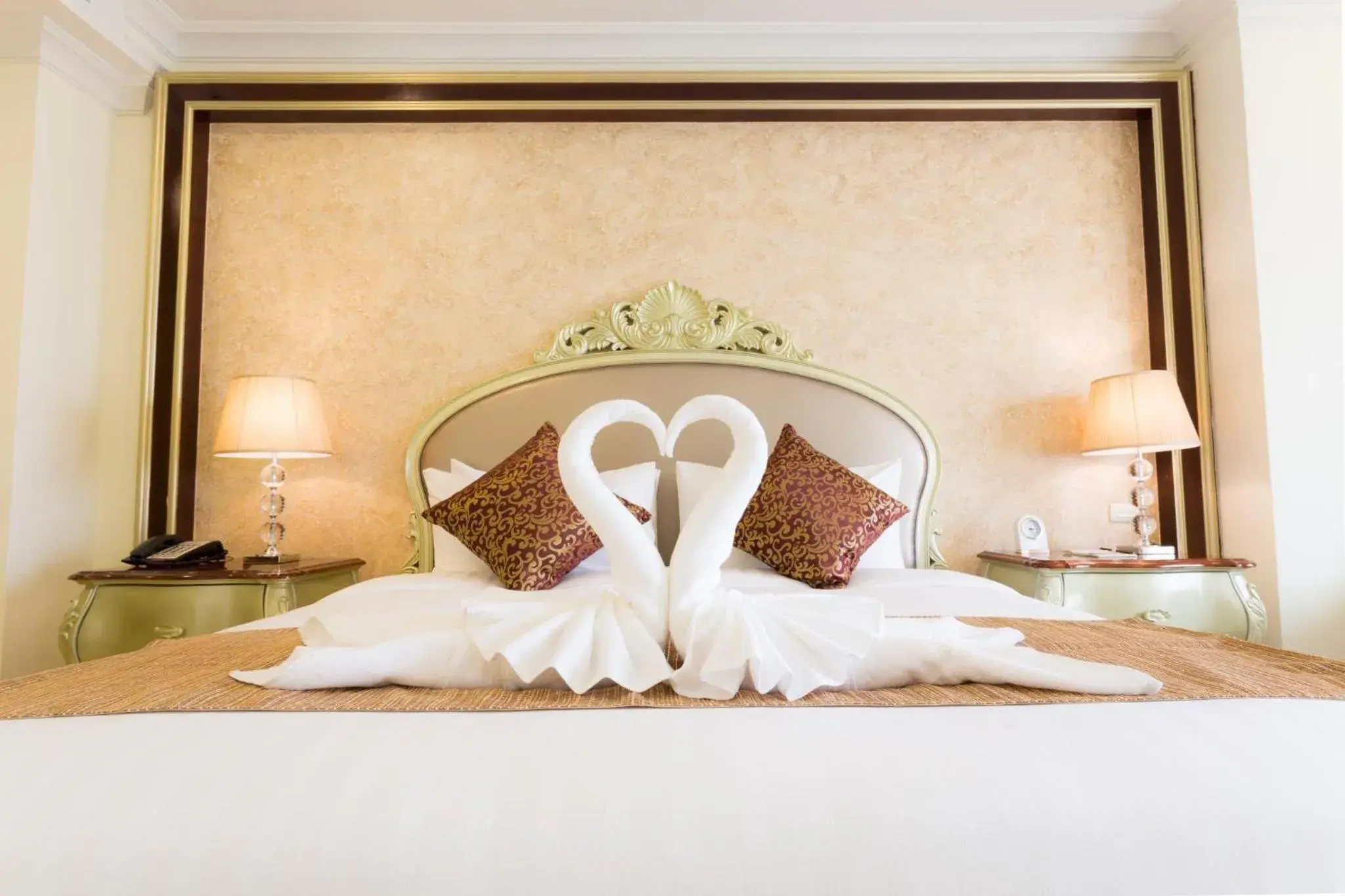 Bed in Crystal Ville Bed in Crystal Ville