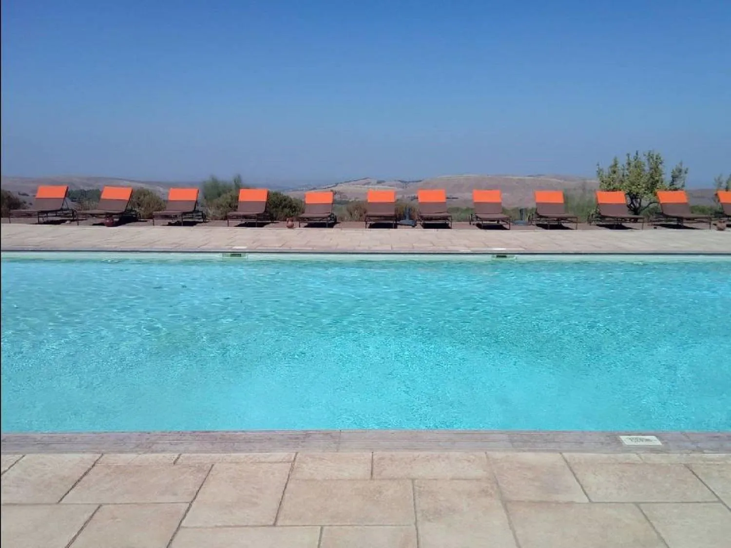 Swimming pool in Terres d'Amanar
