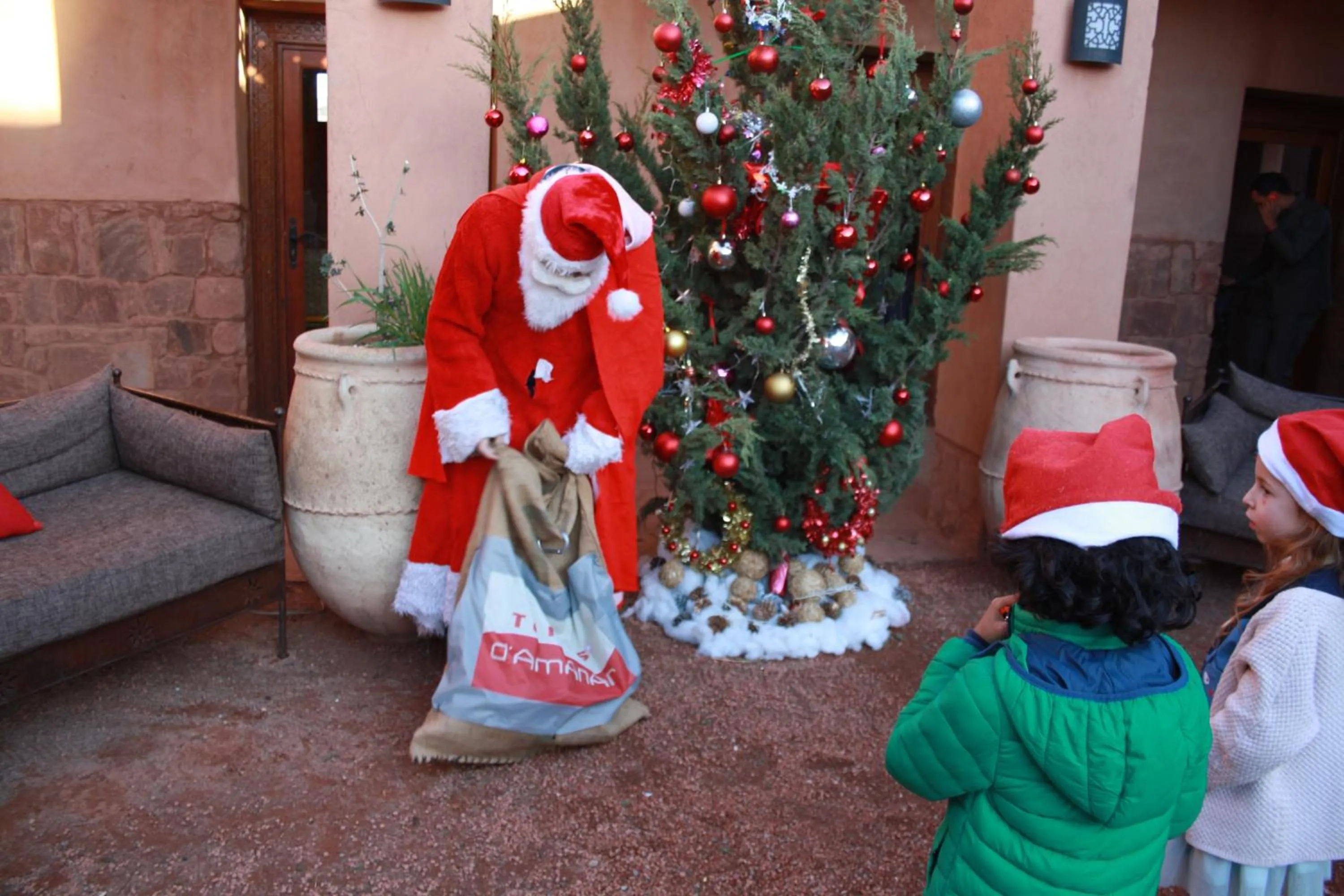 children in Terres d'Amanar