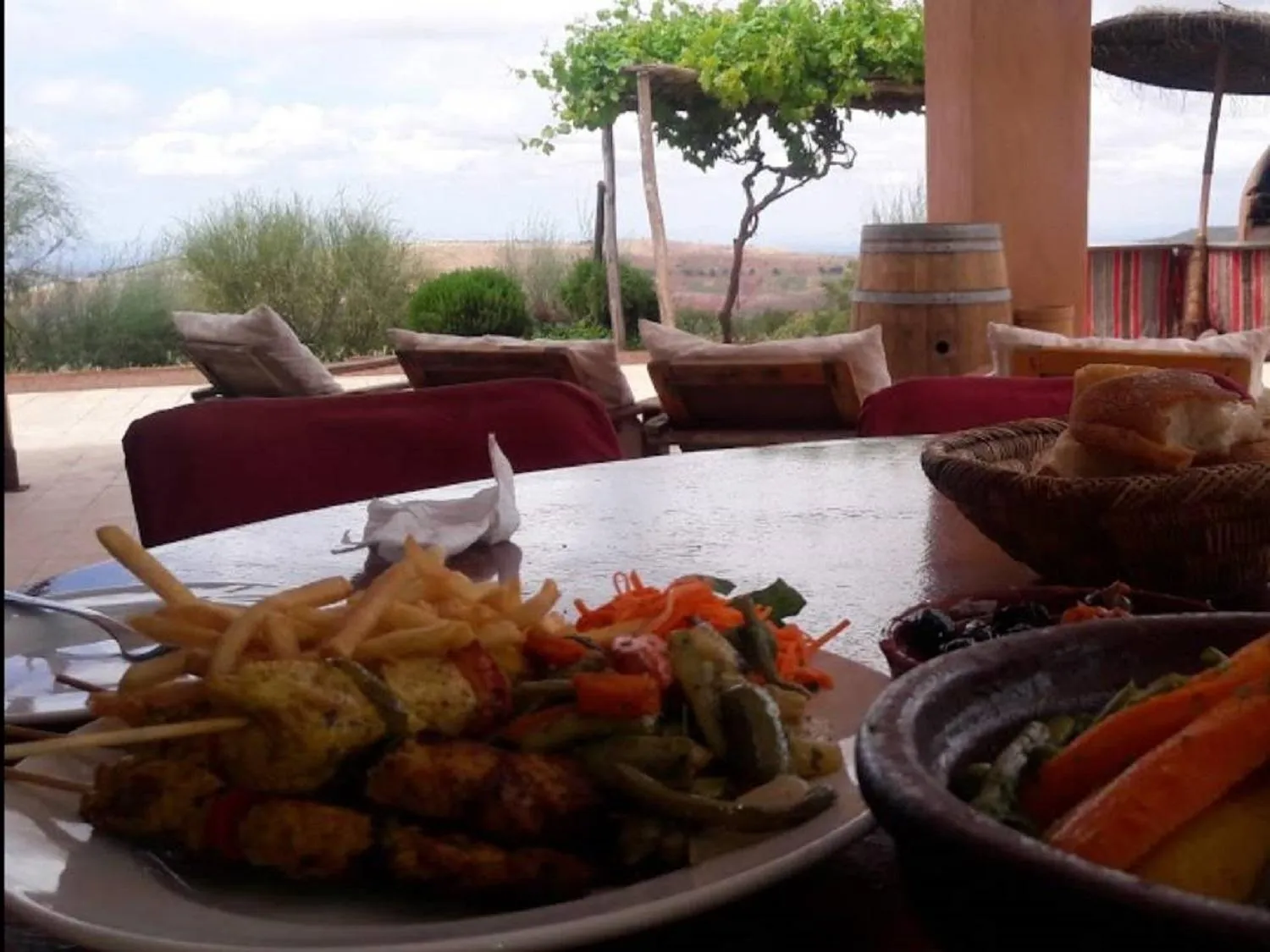 Restaurant/places to eat in Terres d'Amanar
