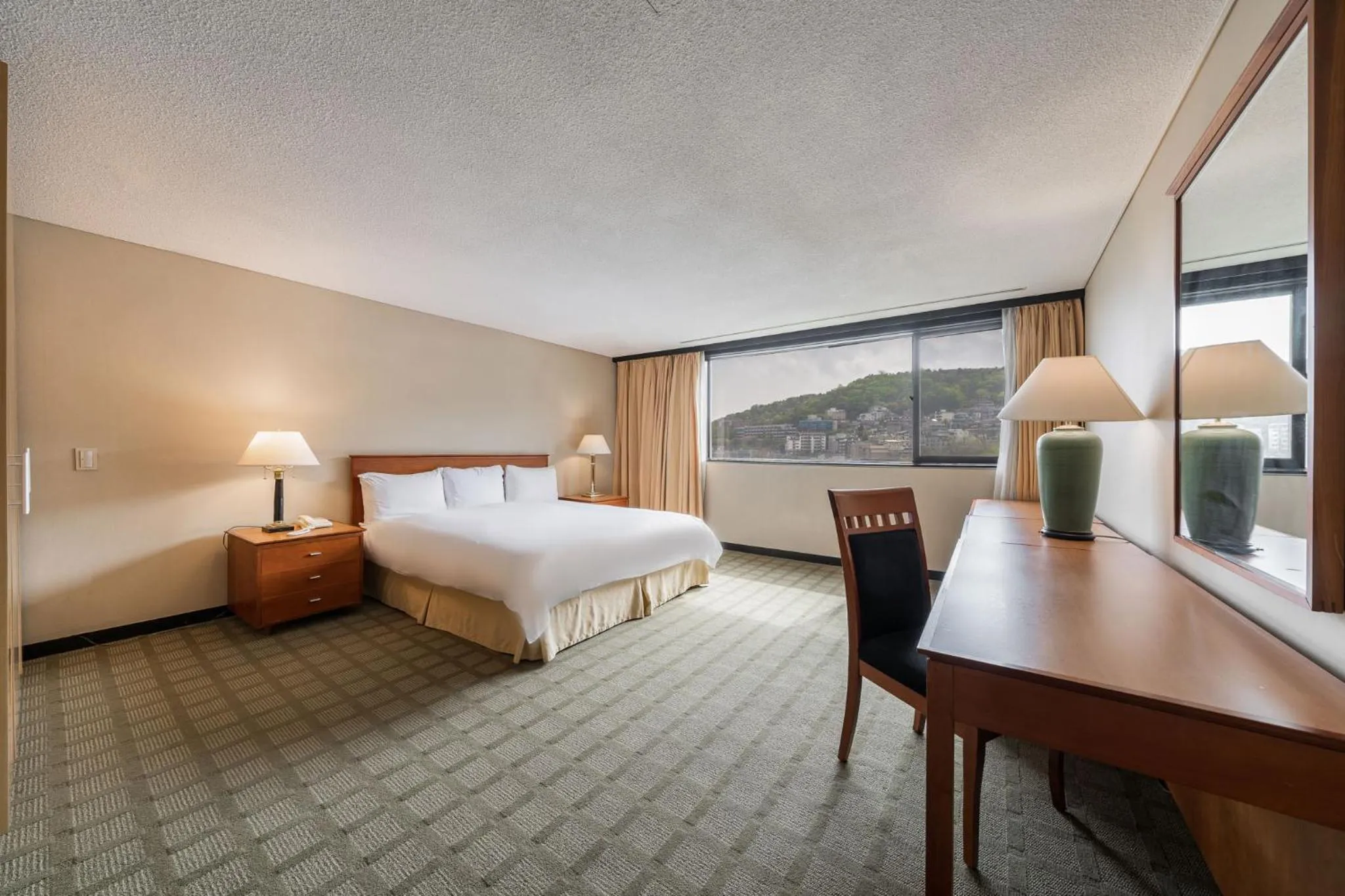 Bed in Swiss Grand Hotel Seoul & Grand Suite