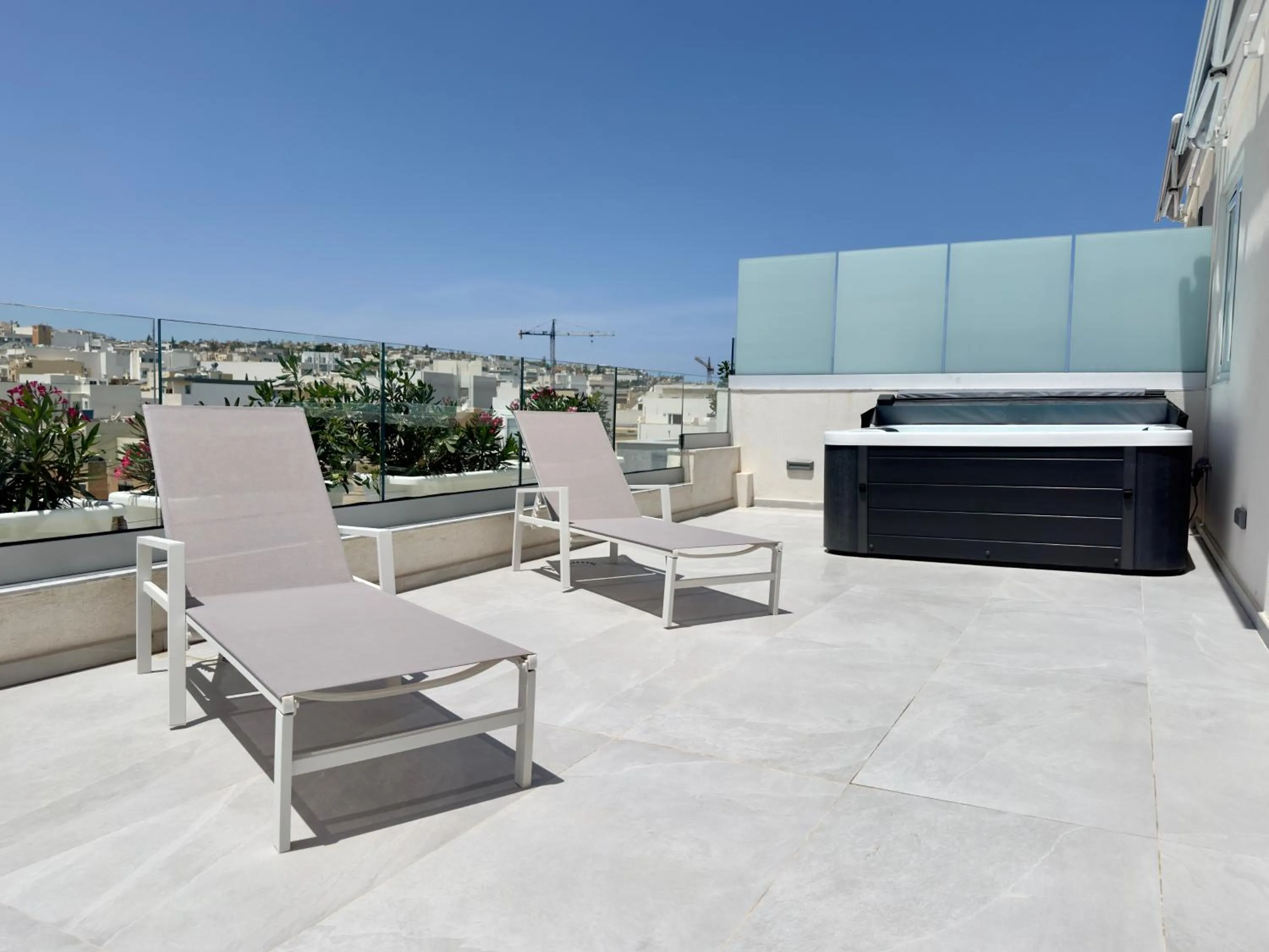 Day in C'est La Vie Boutik Swieqi