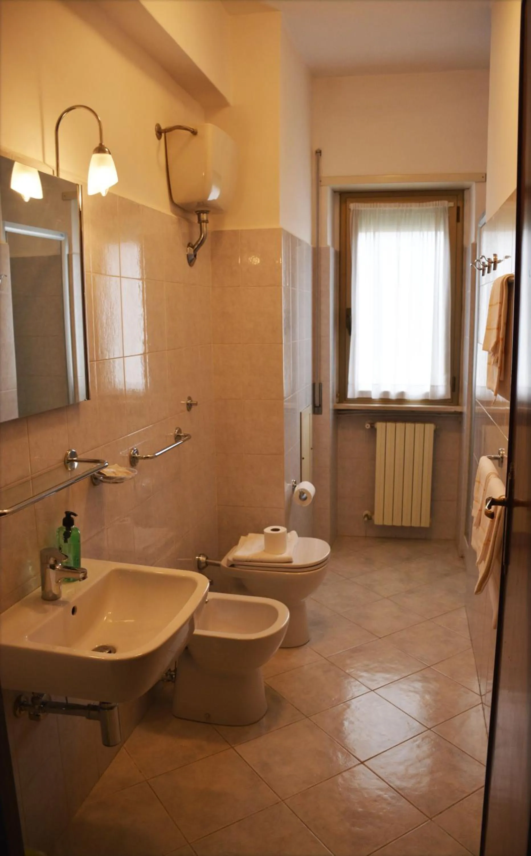 Bathroom in Hotel Aquila