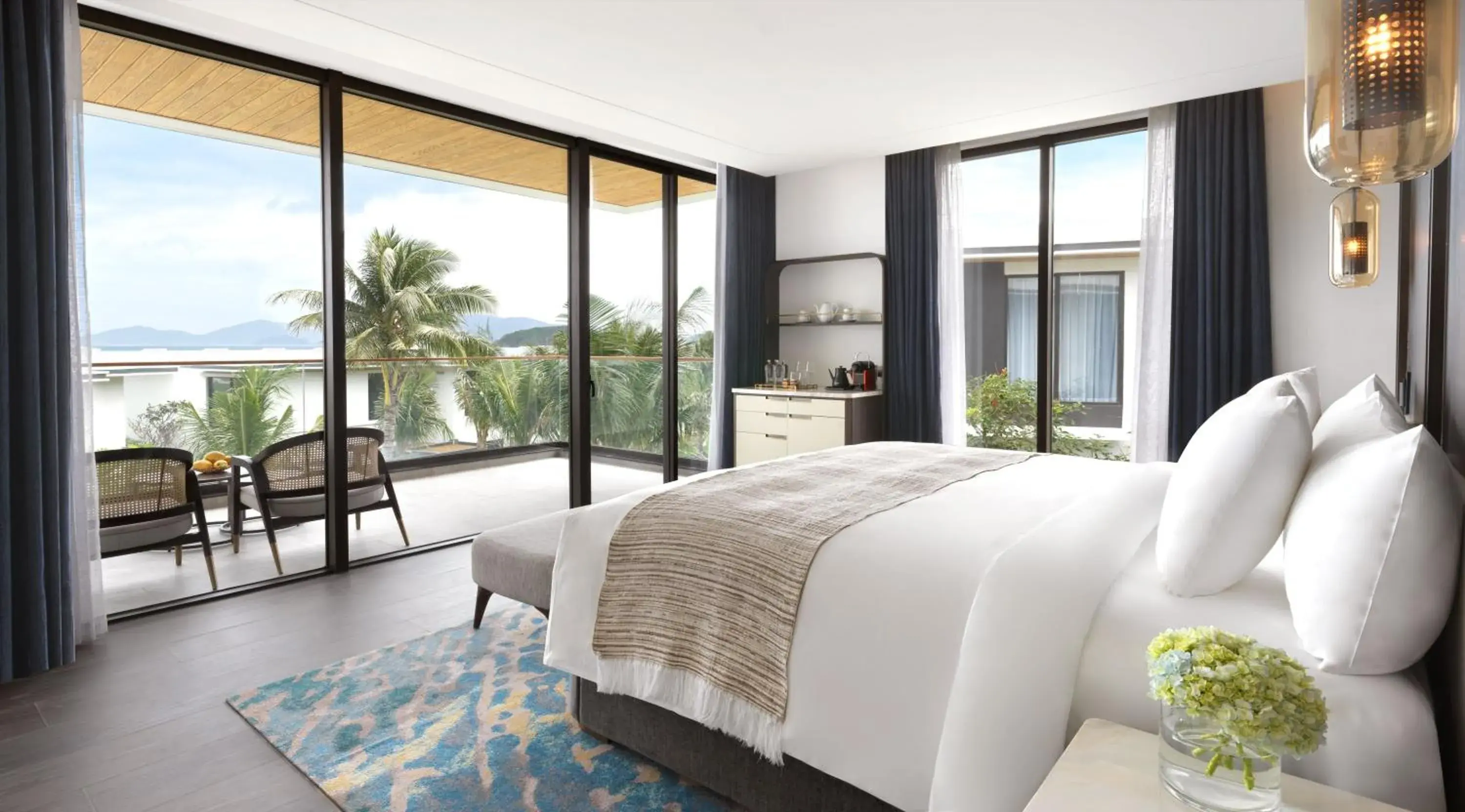 Deluxe Room in Gran Meliá Nha Trang Deluxe Room in Gran Meliá Nha Trang