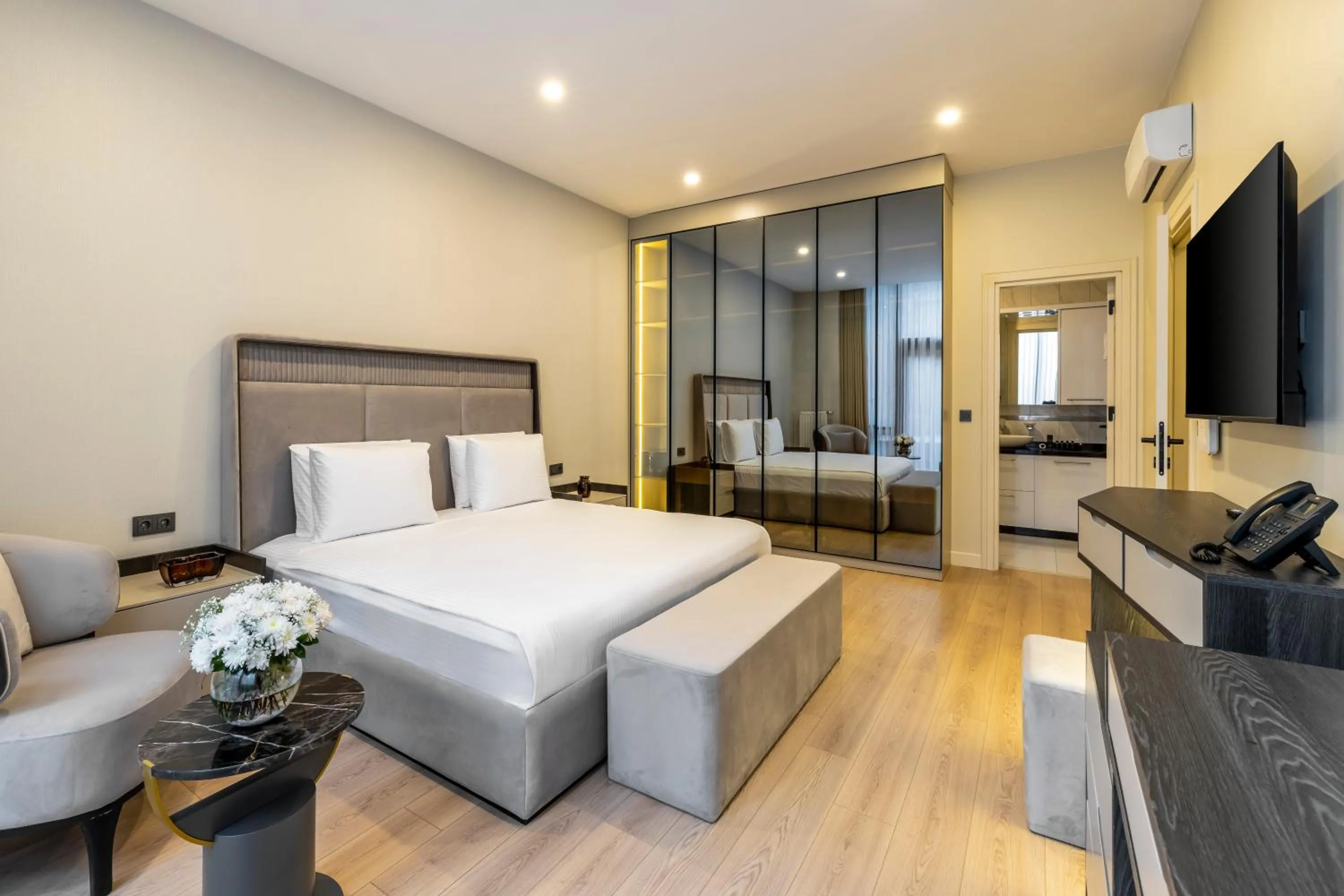 Bed in Mayar Residence Hotel