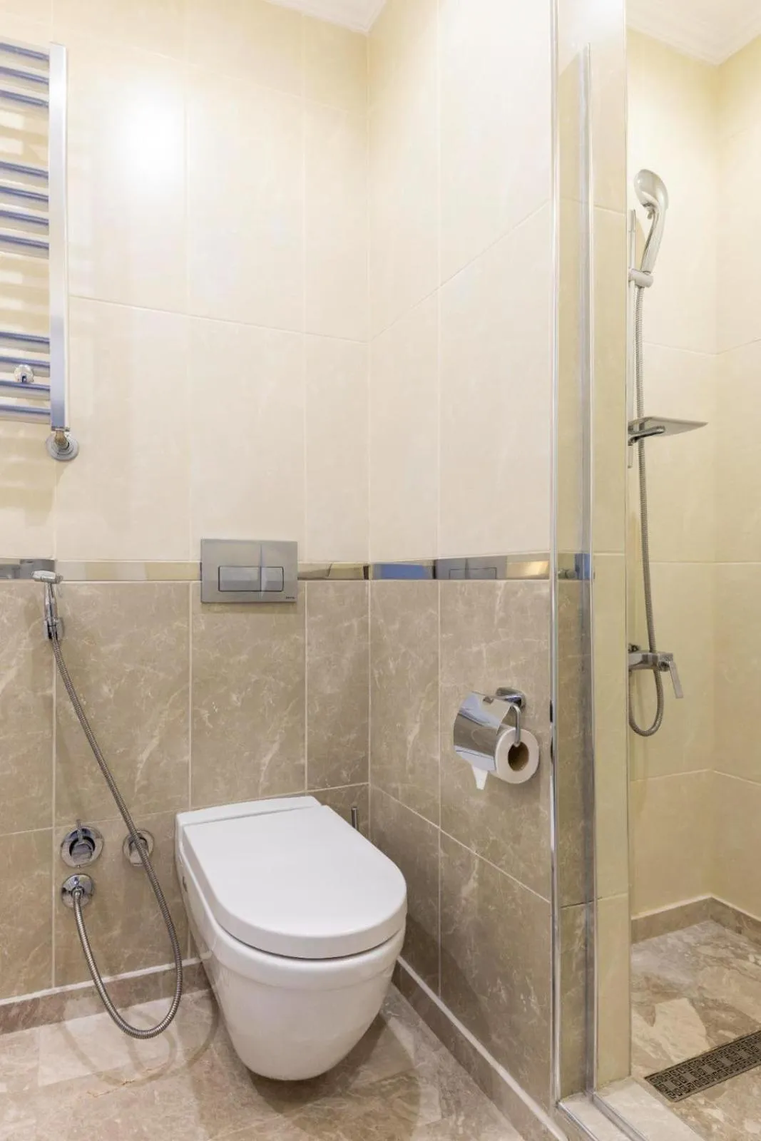 Bathroom in Mayar Residence Hotel