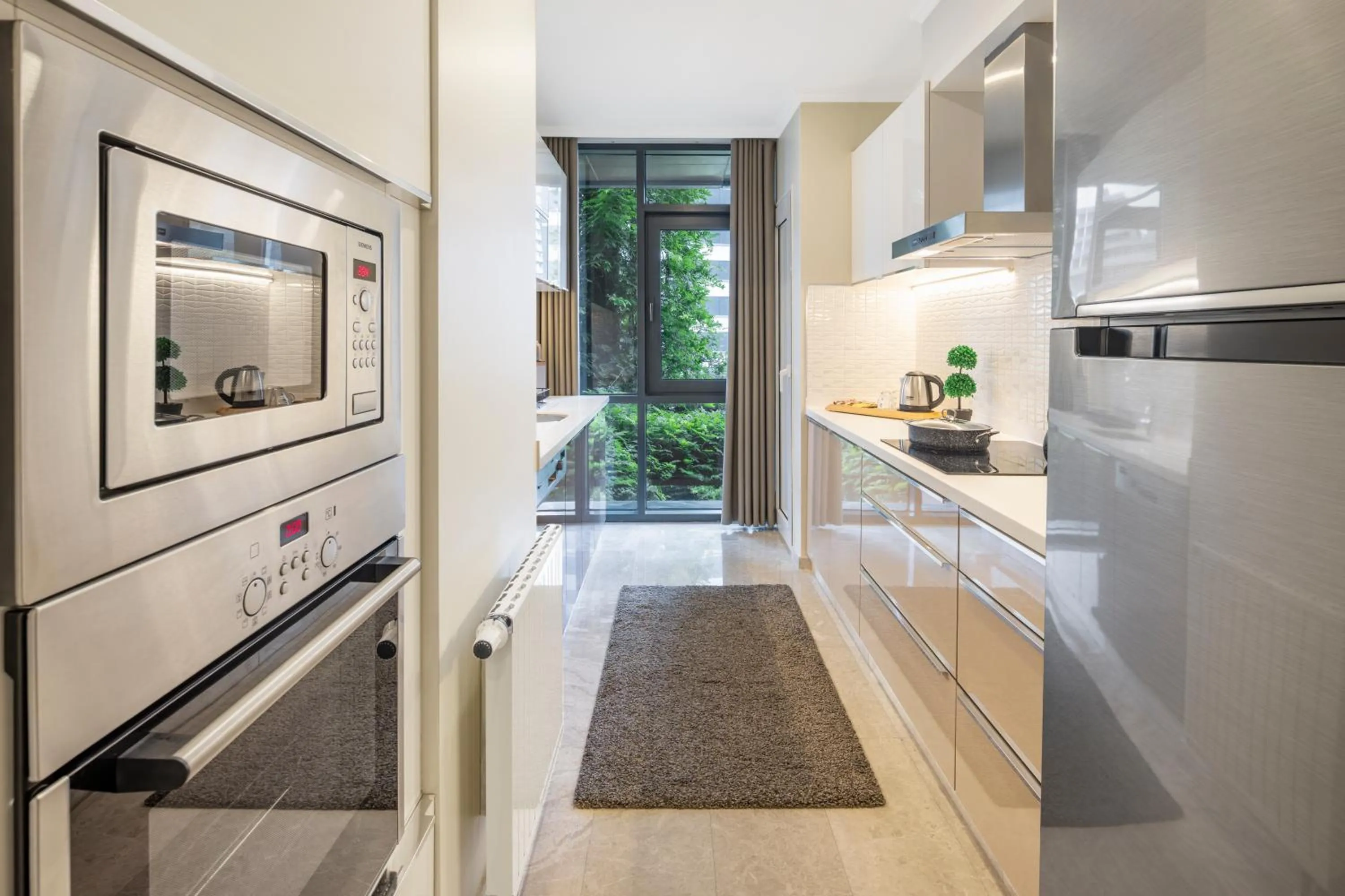 Kitchen or kitchenette in Mayar Residence Hotel