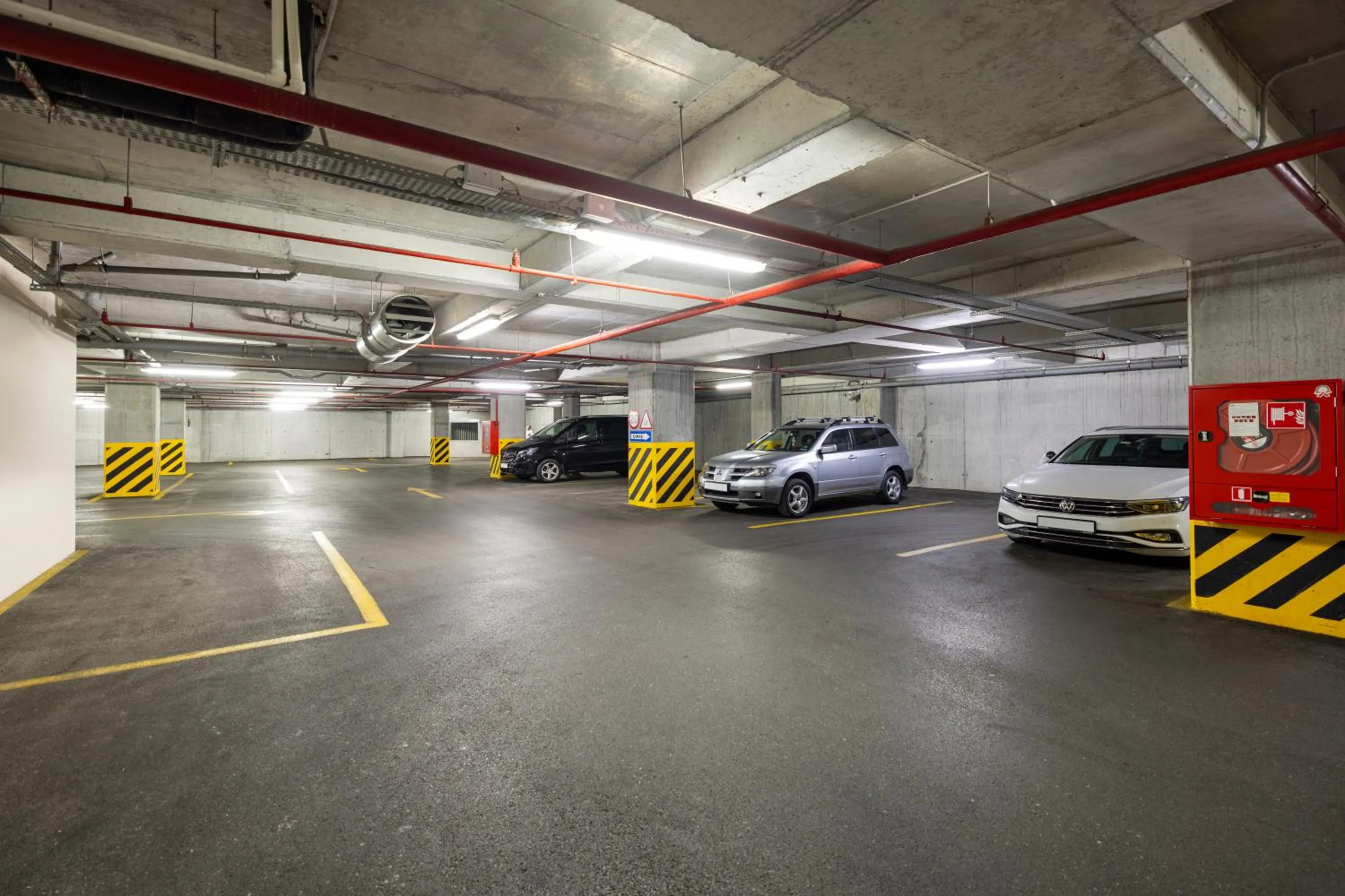 Parking in Mayar Residence Hotel