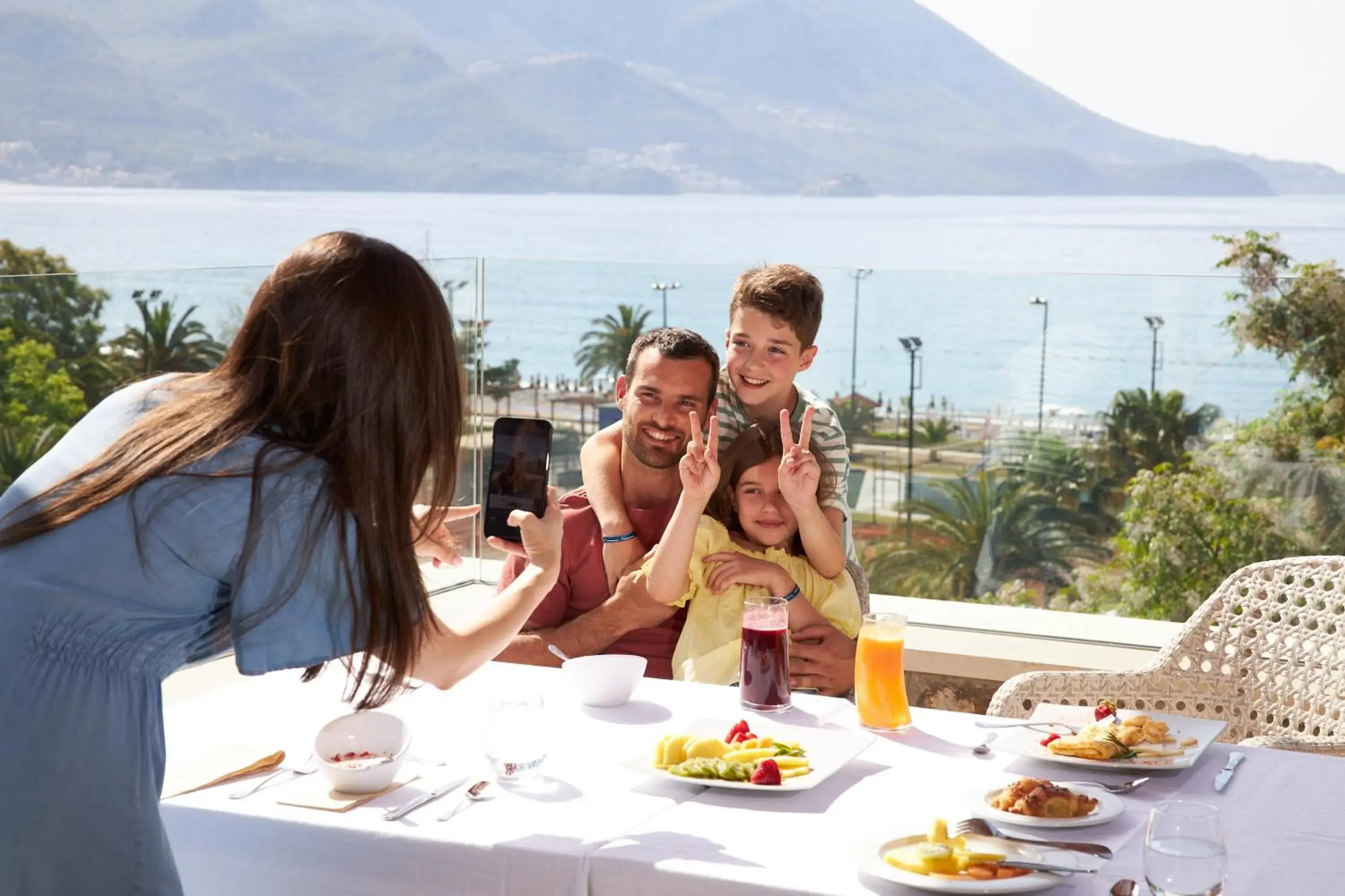 Restaurant/places to eat in Iberostar Waves Bellevue All Inclusive Restaurant/places to eat in Iberostar Waves Bellevue All Inclusive