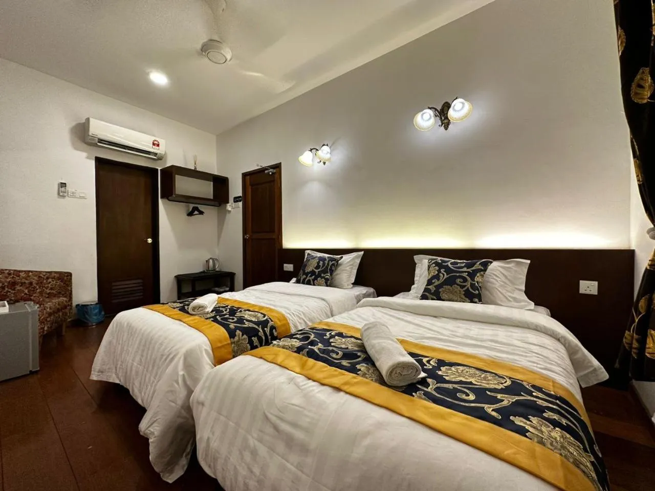 Photo of the whole room in 19th Century Boutique Hotel