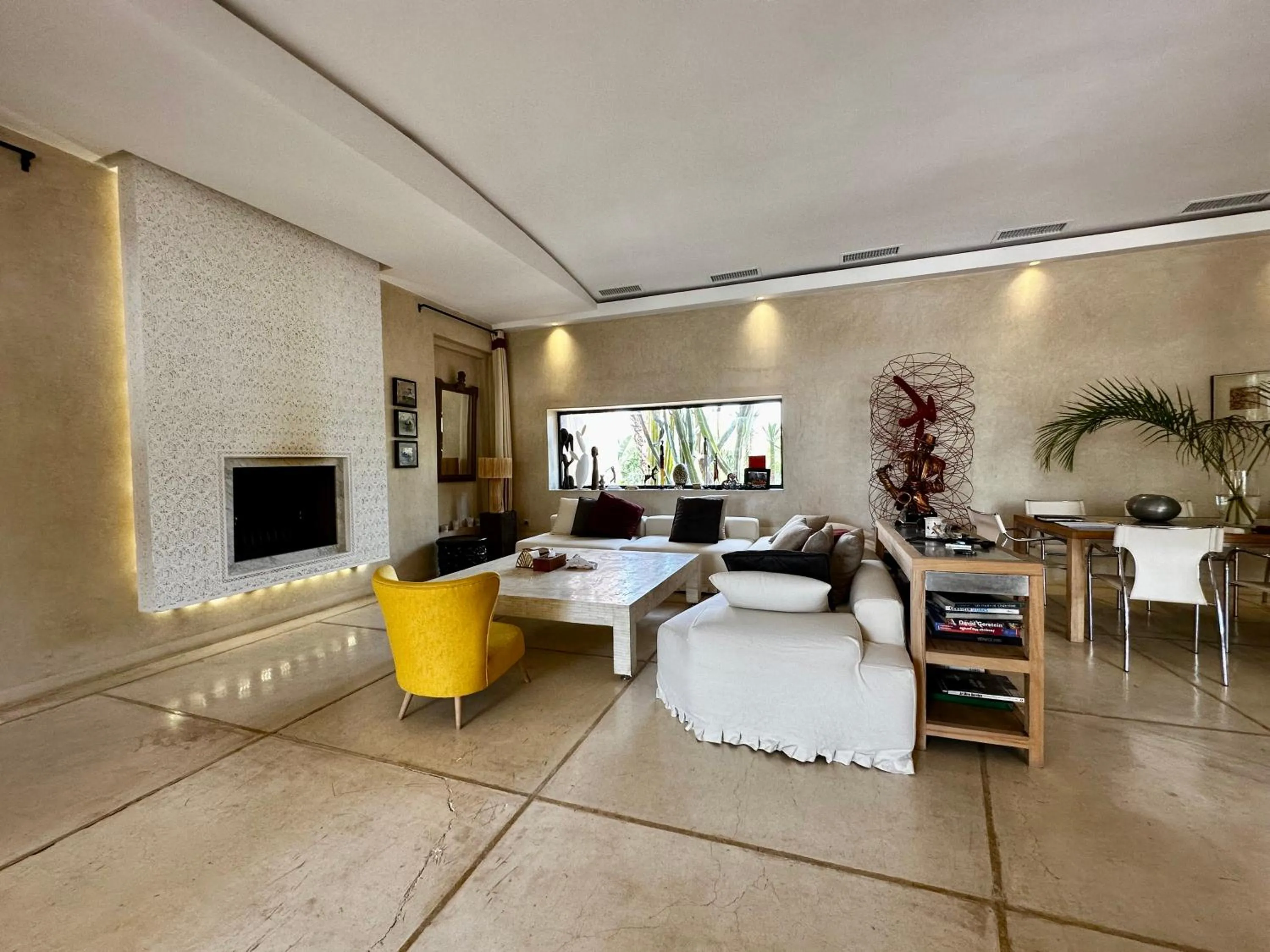 Lounge or bar in Les Jardins de Kesali By La Siredrah