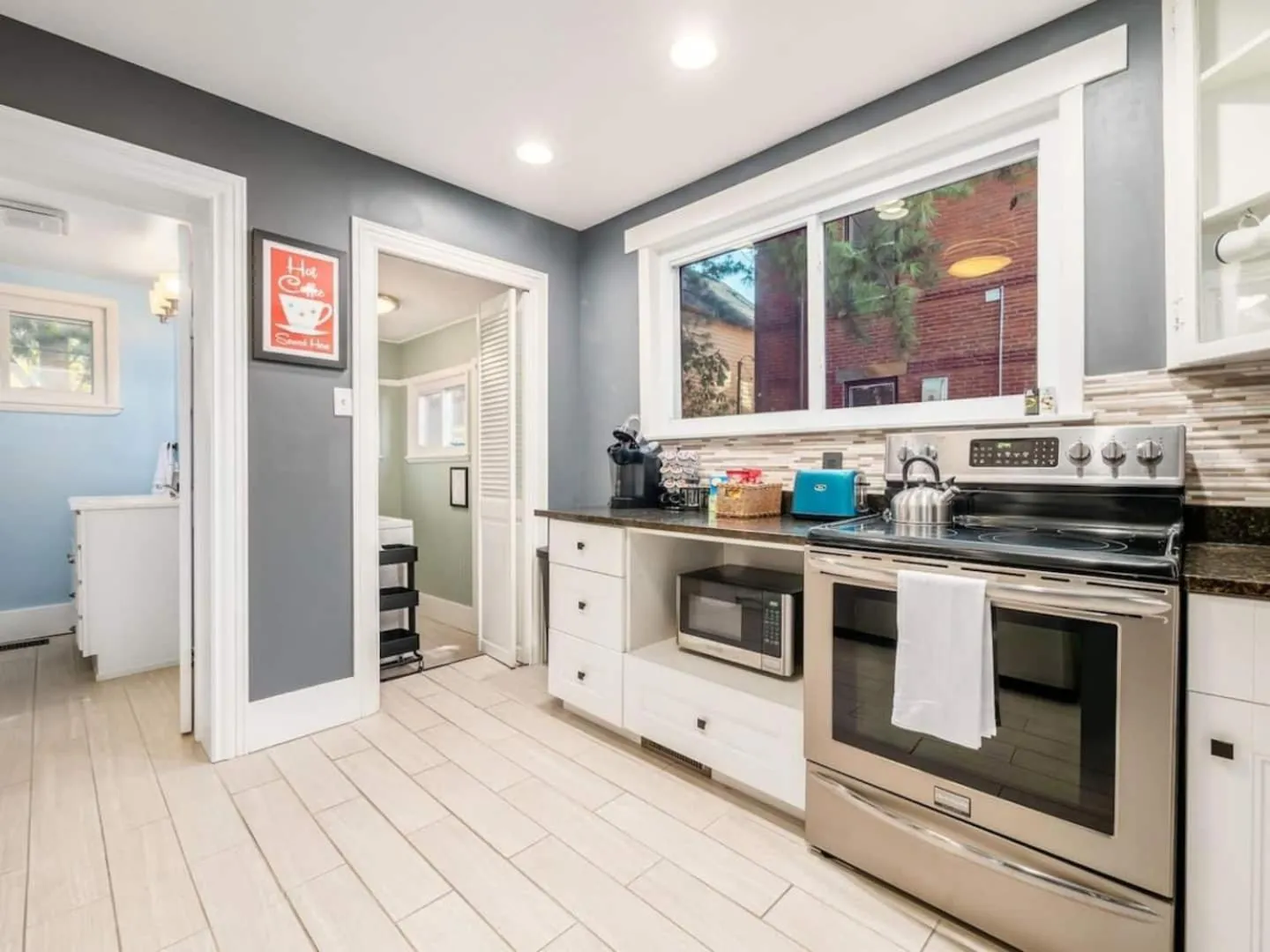 Pet-Friendly German Village Haus Wifi Walkable