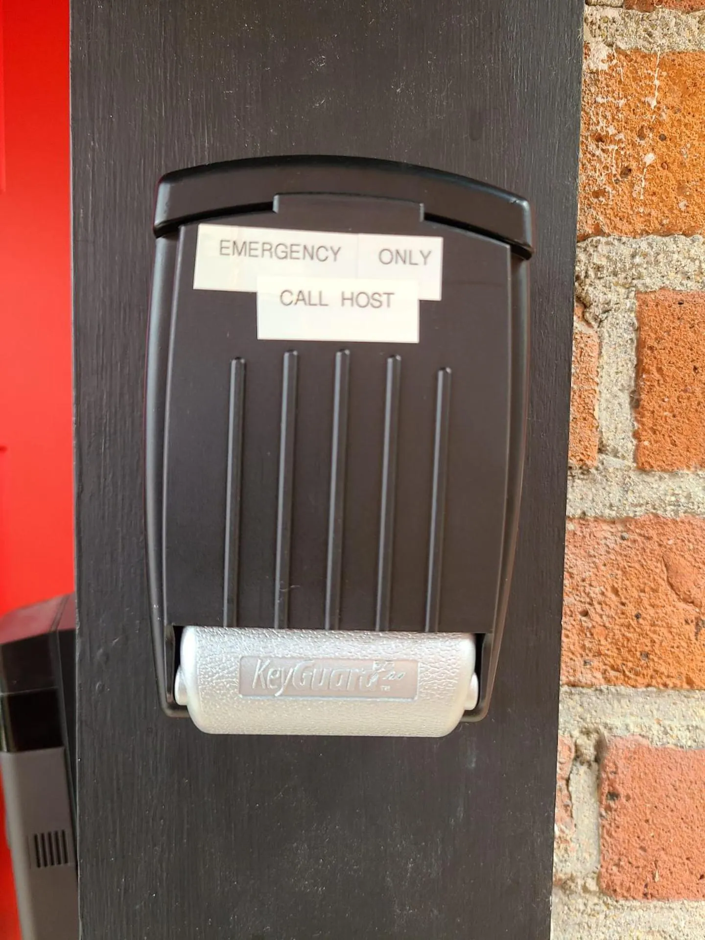 Pet-Friendly German Village Haus Wifi Walkable