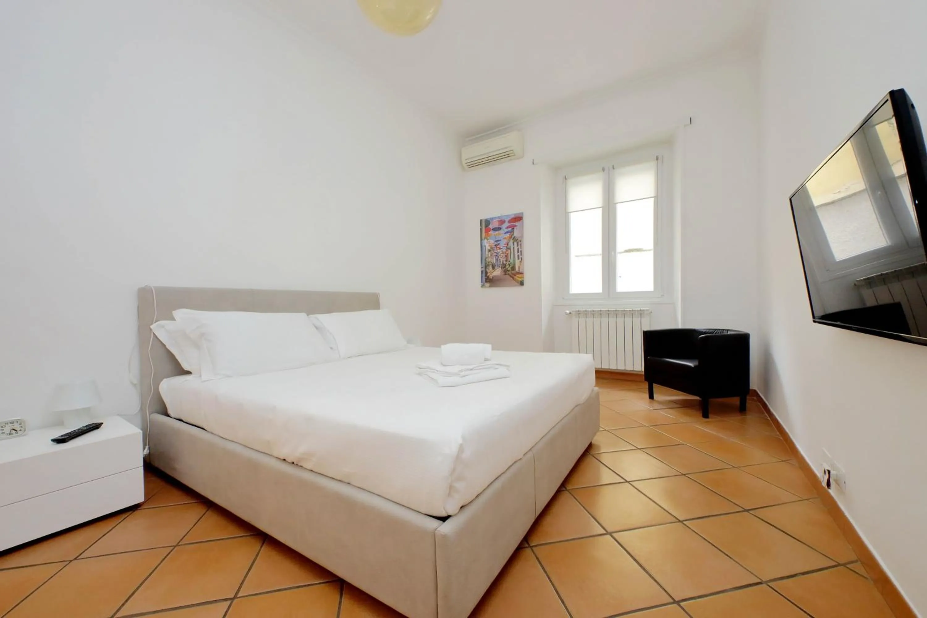 Bed in suity I cozy anglona apartment