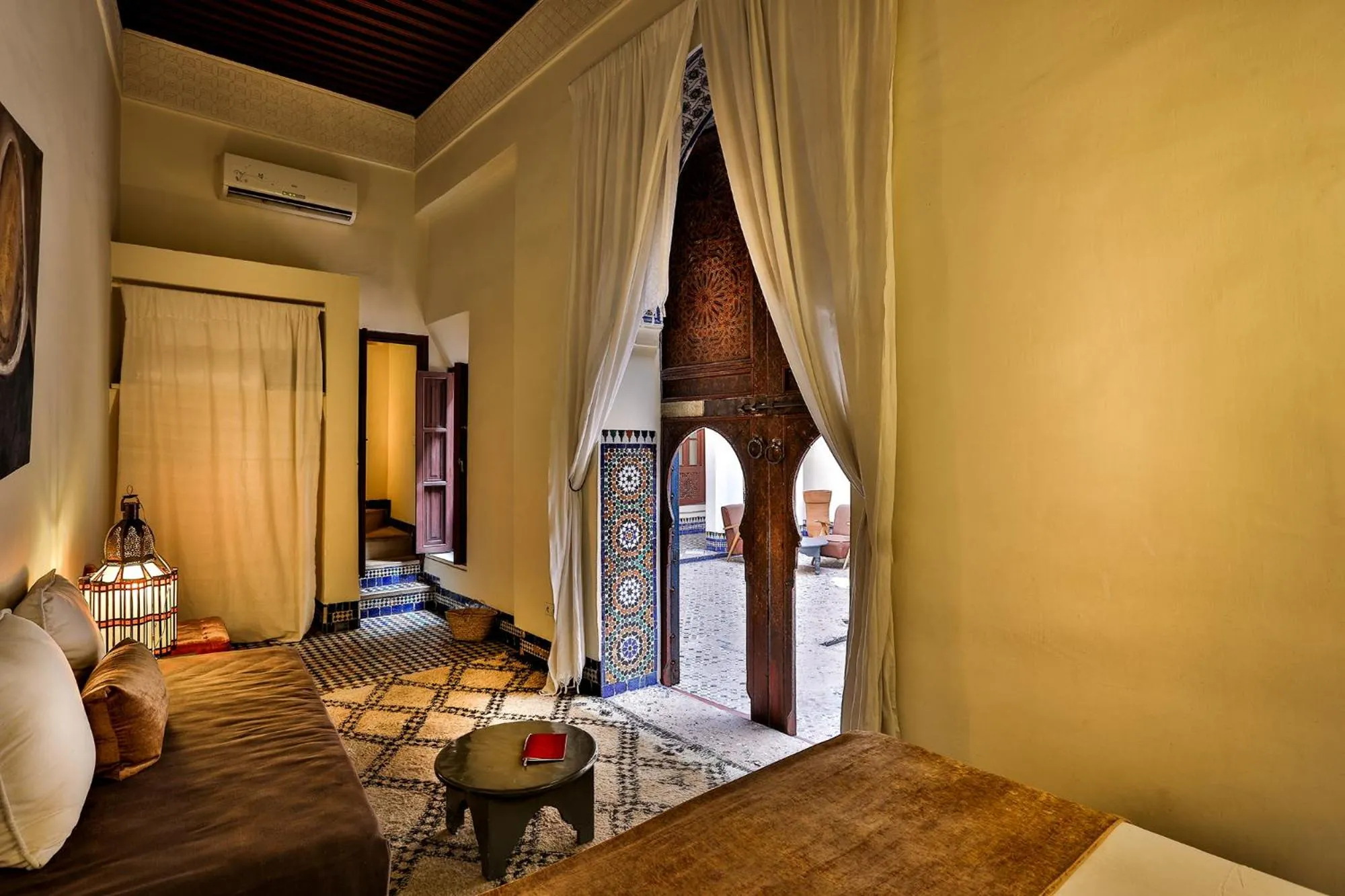 Bedroom, Bed in Hotel & Spa Dar Bensouda