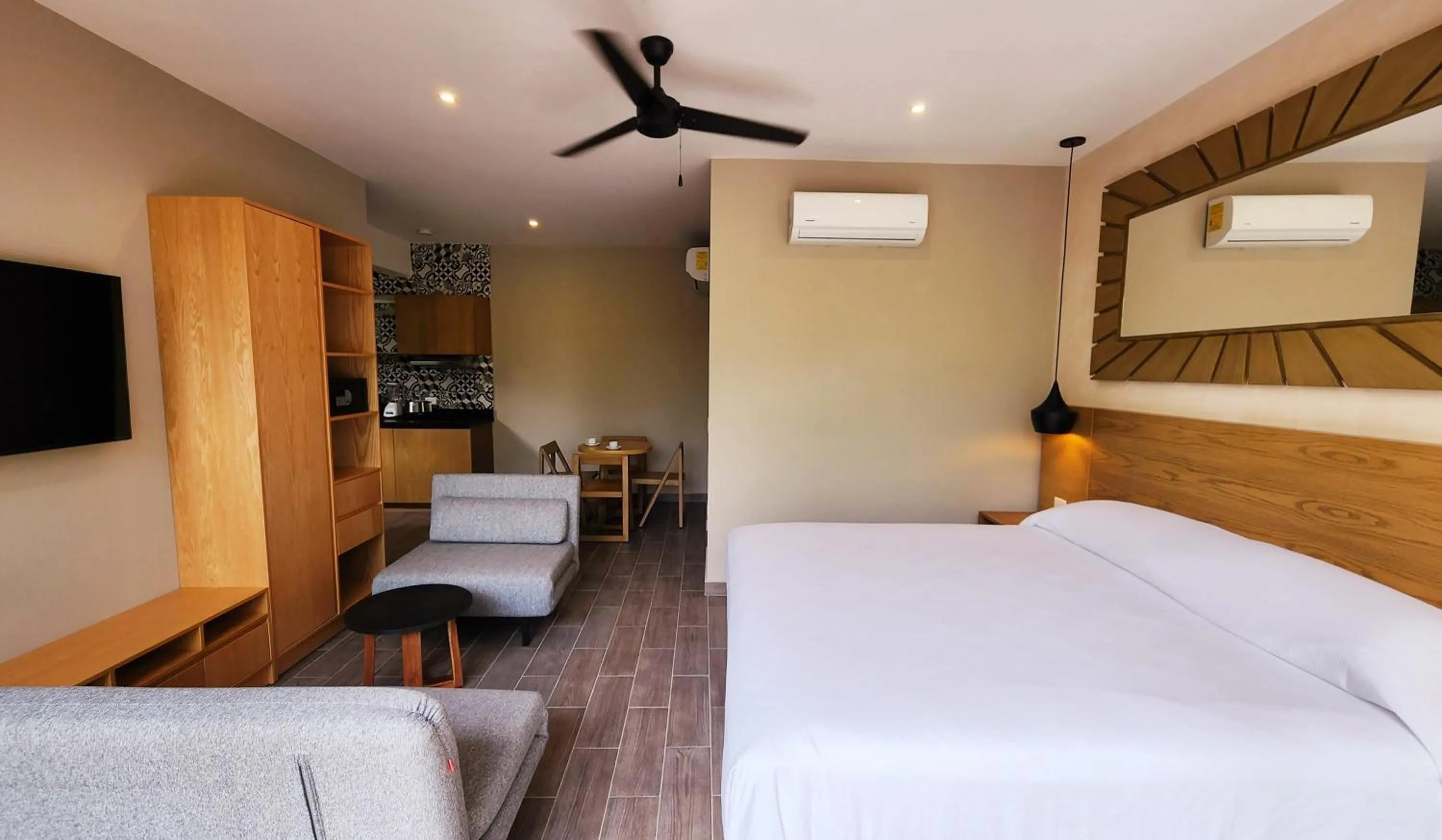 Bed in Sofía Boutique Condos by Bunik