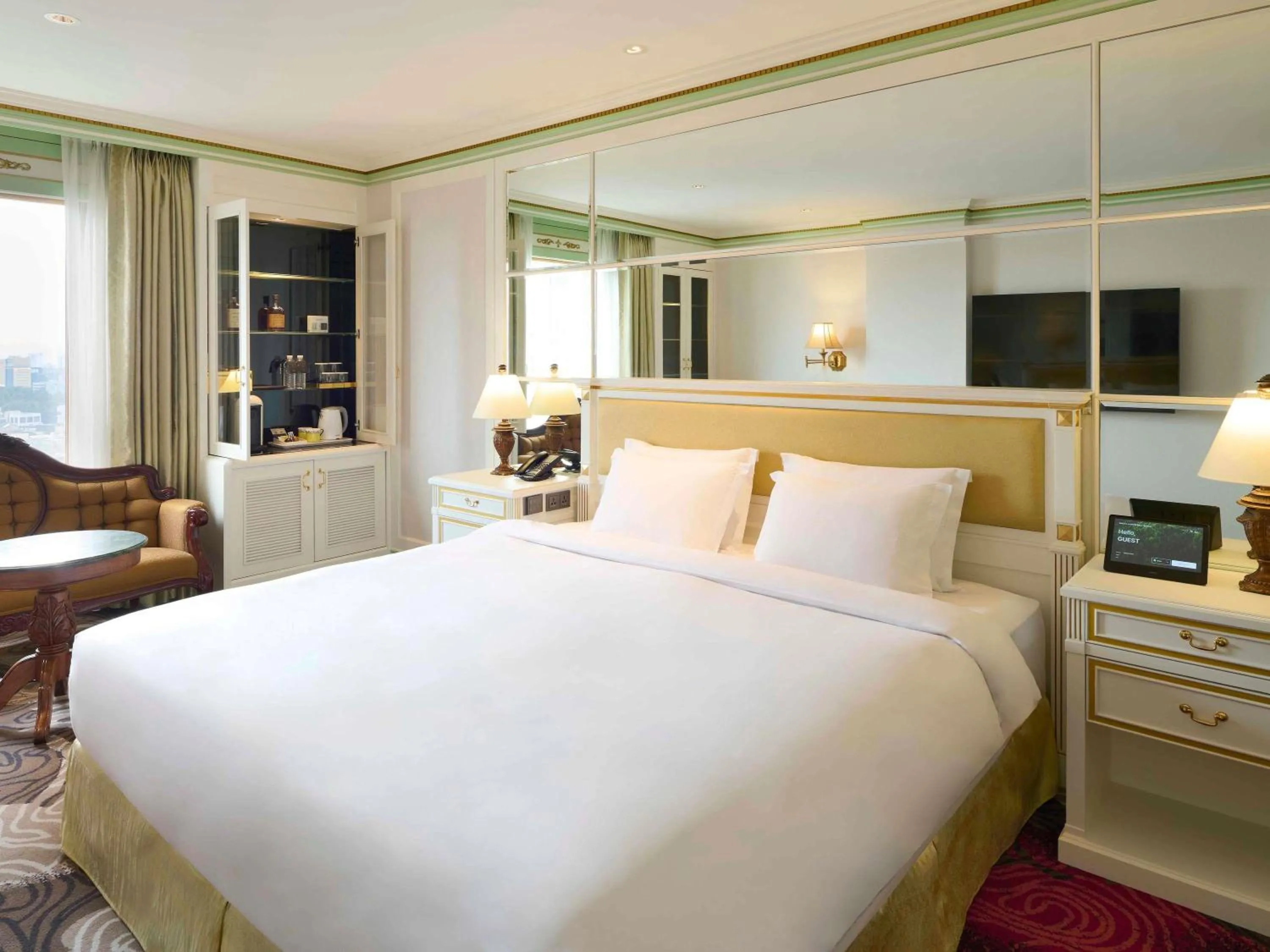 Bedroom, Bed in Grand Mercure Imperial Palace Seoul Gangnam