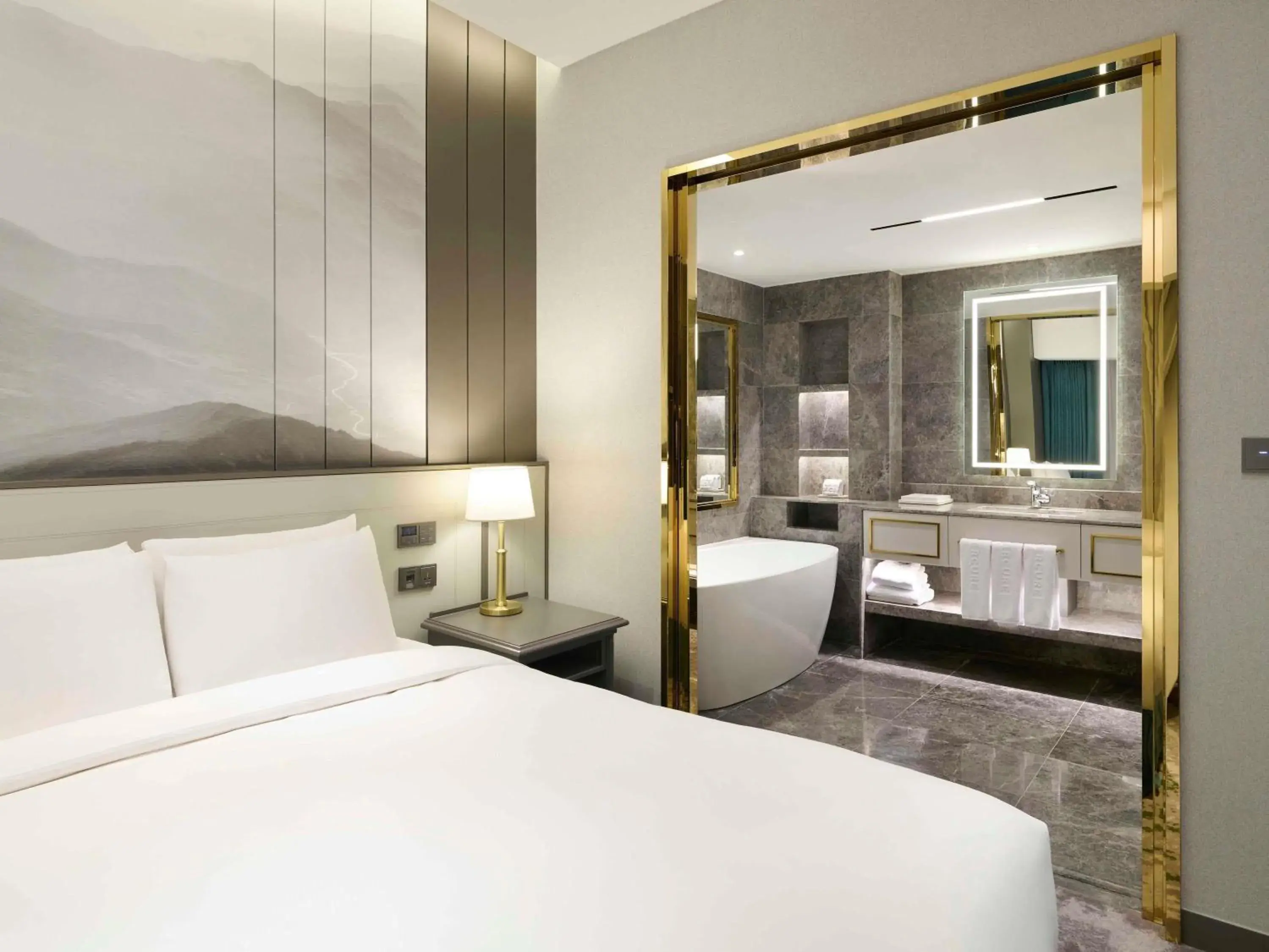 Bedroom, Bed in Grand Mercure Imperial Palace Seoul Gangnam Bedroom, Bed in Grand Mercure Imperial Palace Seoul Gangnam