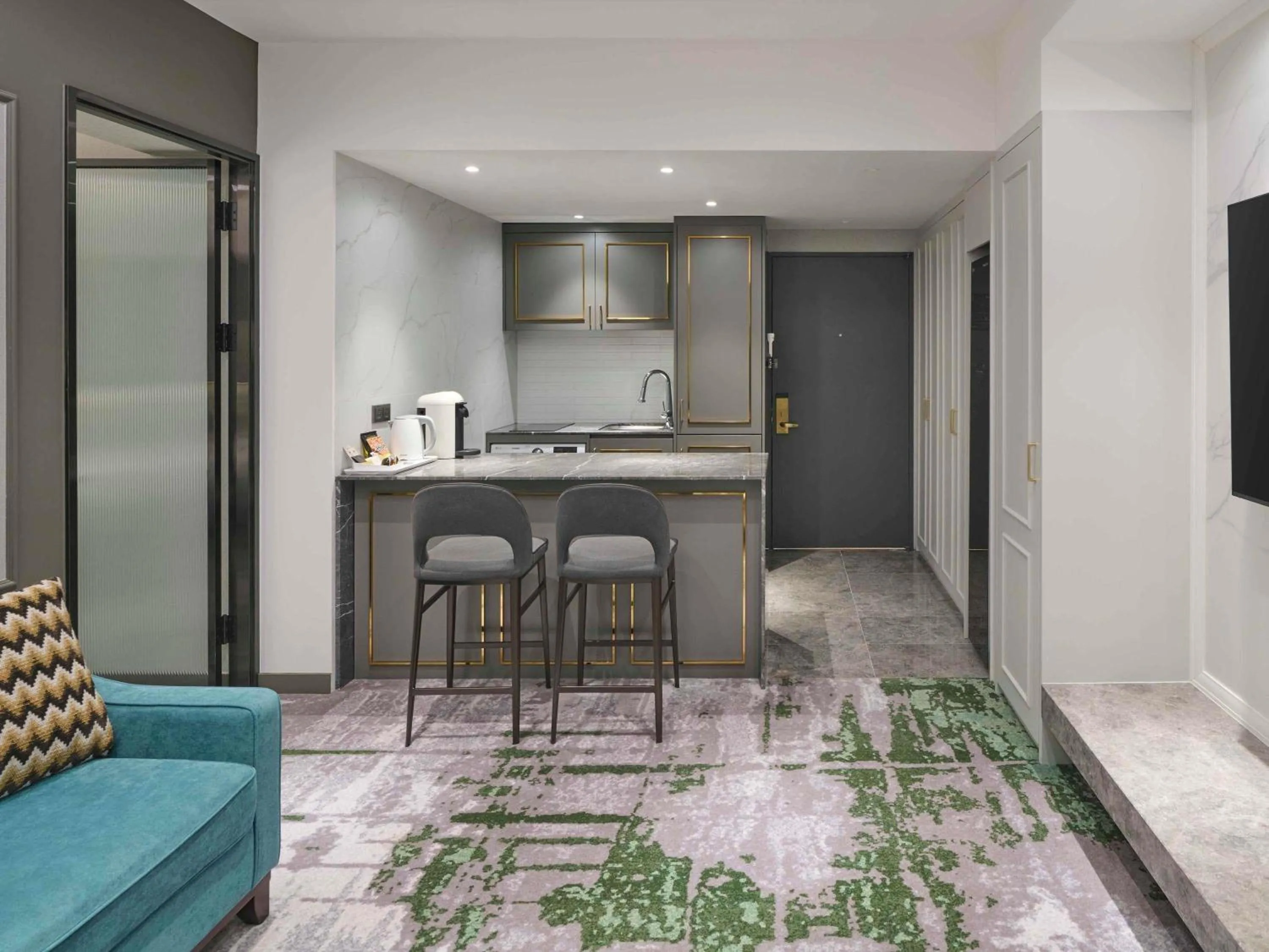 Bedroom in Grand Mercure Imperial Palace Seoul Gangnam