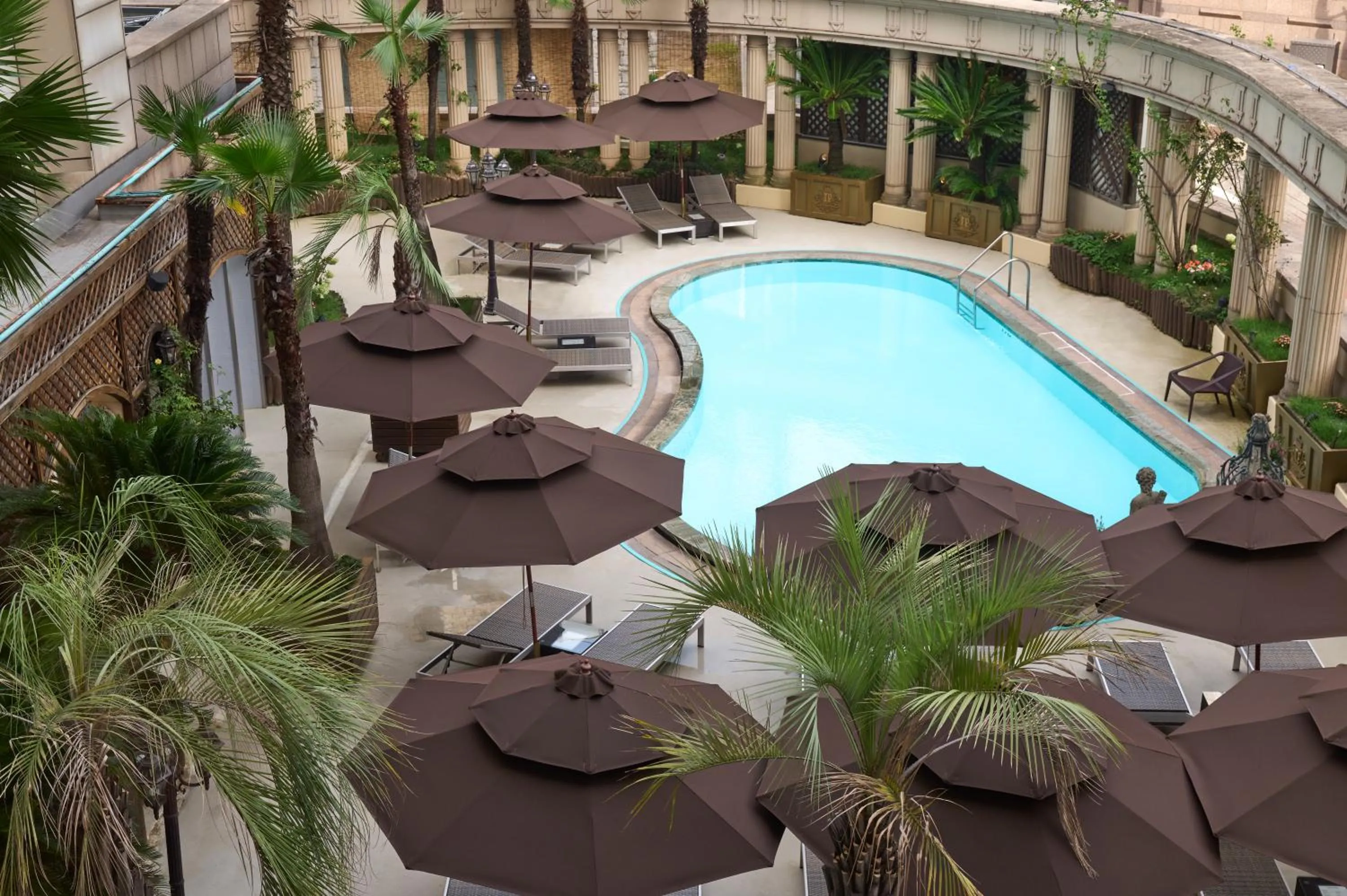 Pool view in Grand Mercure Imperial Palace Seoul Gangnam